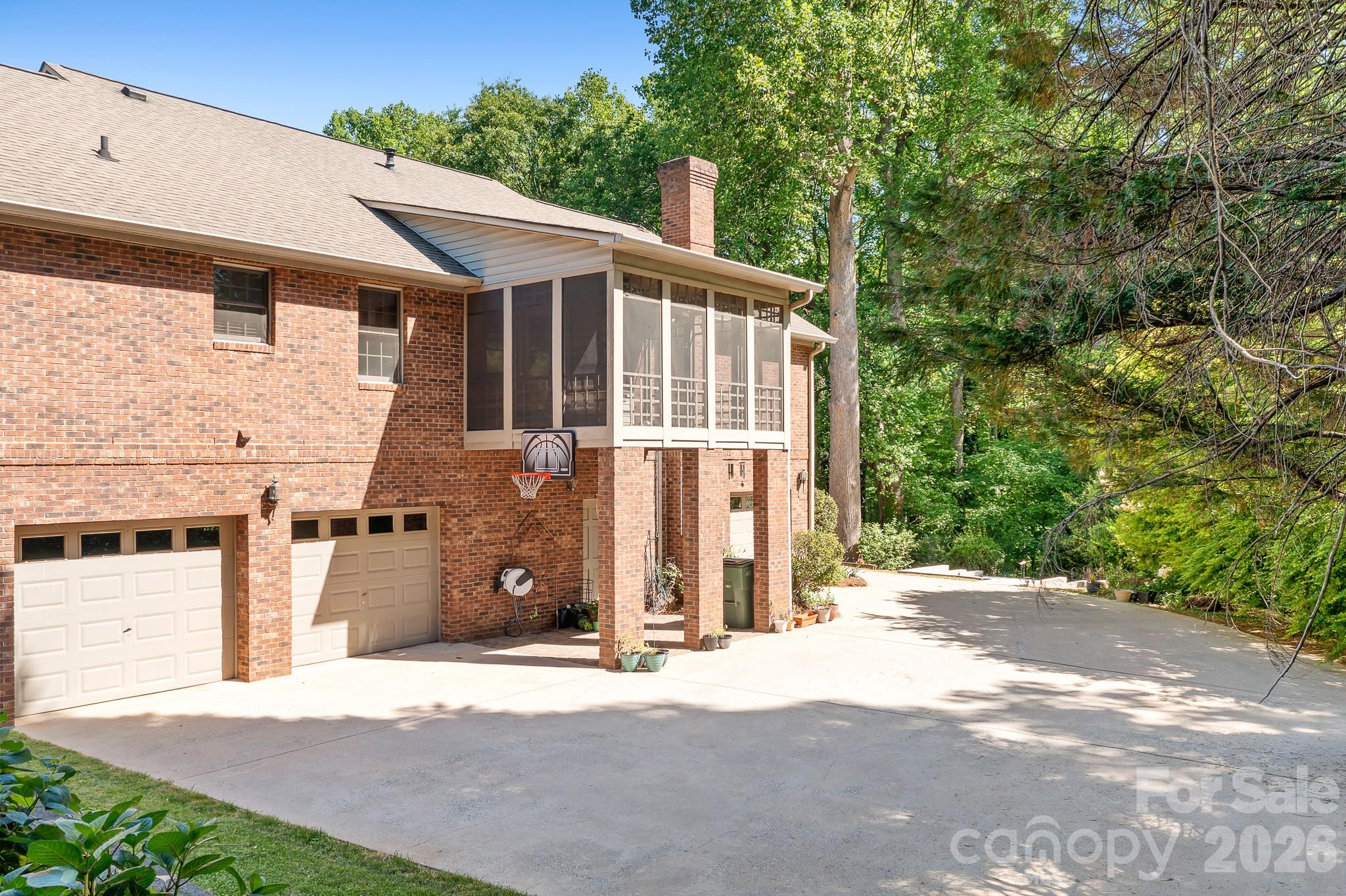2111 Wayles Court — Gastonia