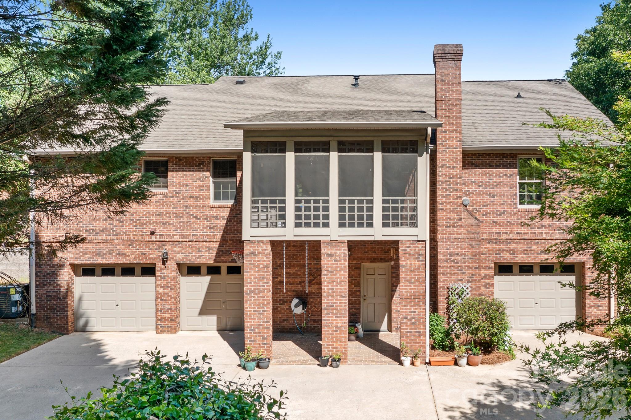 2111 Wayles Court — Gastonia