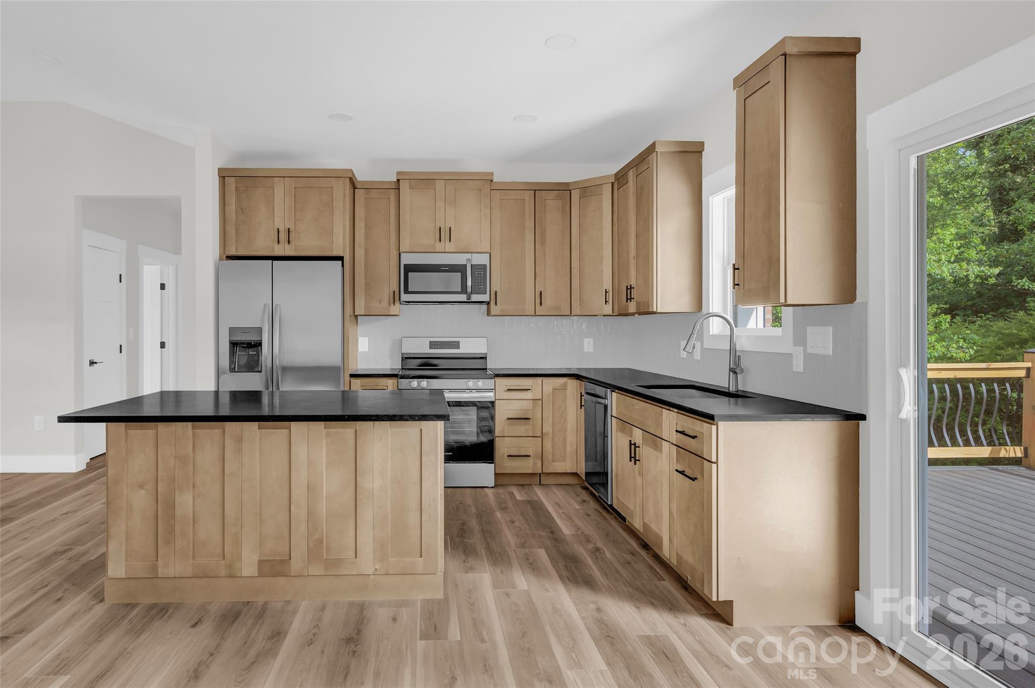 906 4th Street NE — Conover