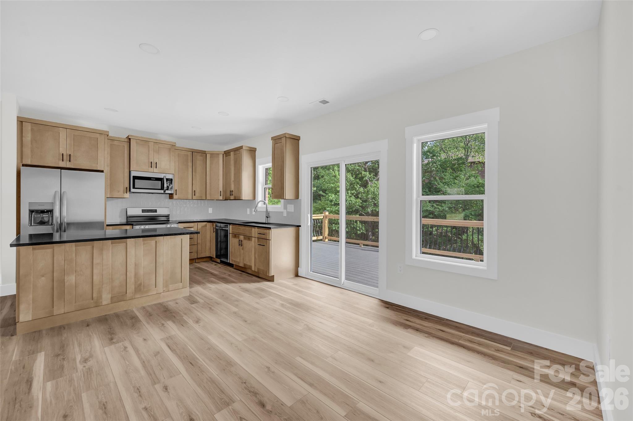 906 4th Street NE — Conover