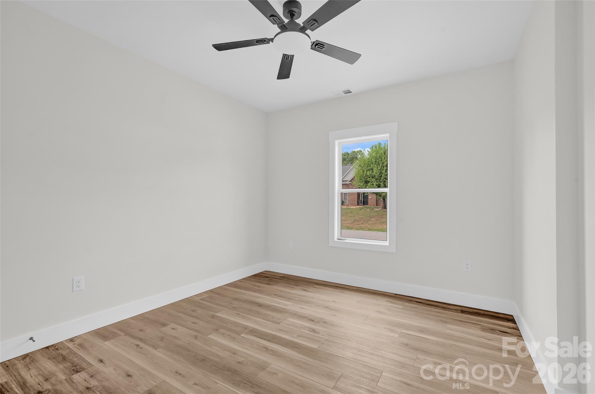 906 4th Street NE — Conover