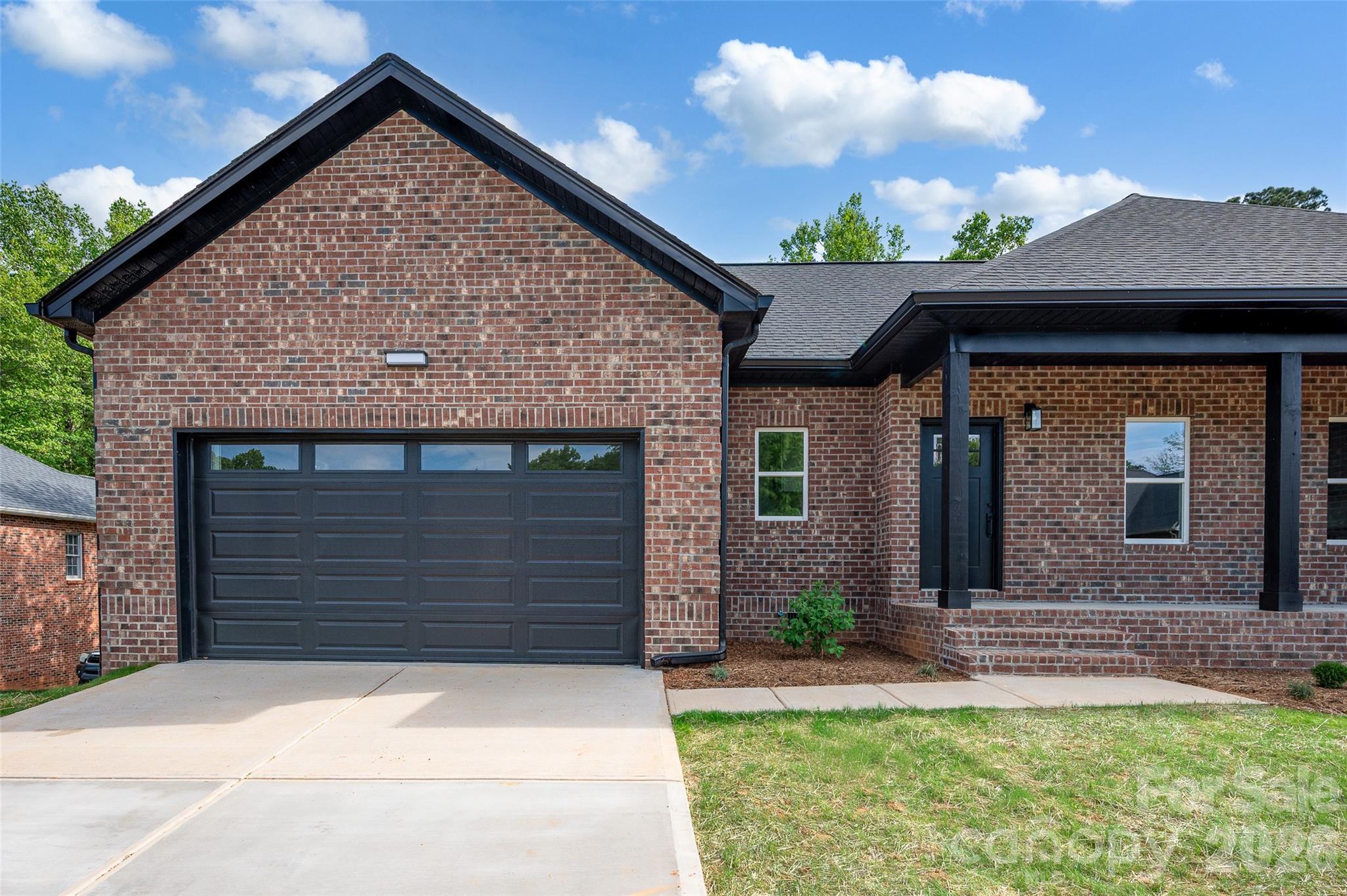 906 4th Street NE — Conover