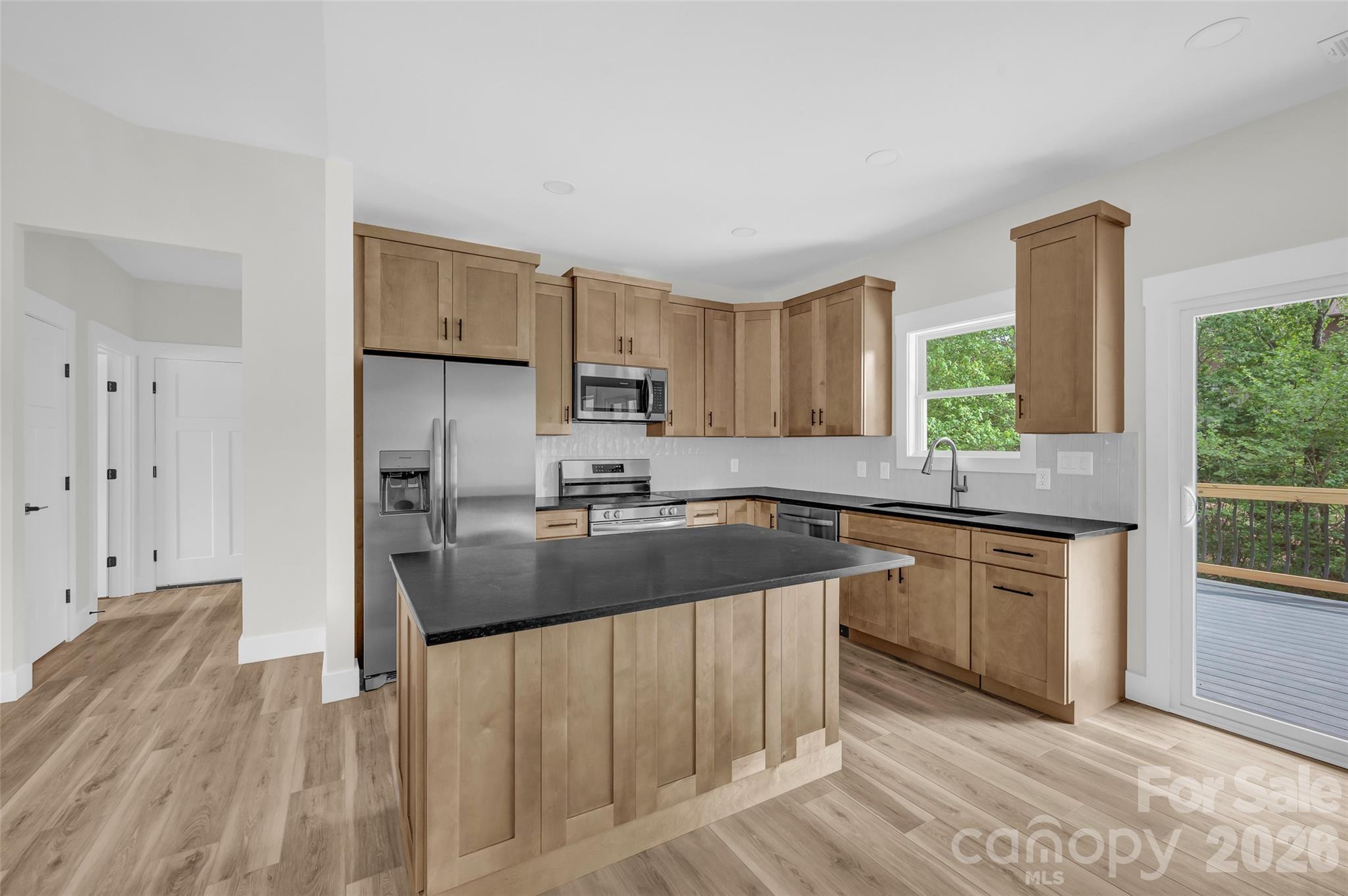 906 4th Street NE — Conover