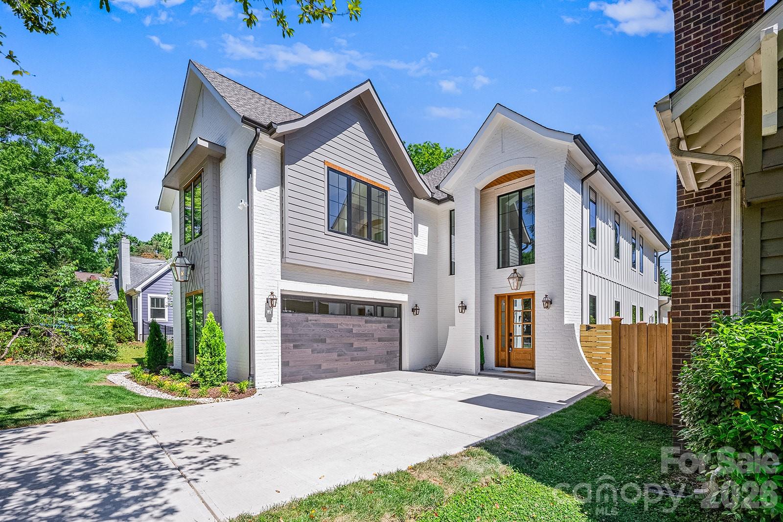 2541 Shenandoah Avenue — Charlotte