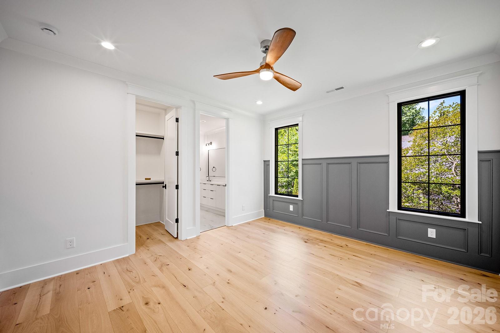2541 Shenandoah Avenue — Charlotte