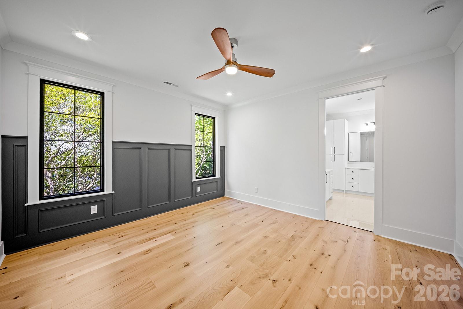 2541 Shenandoah Avenue — Charlotte