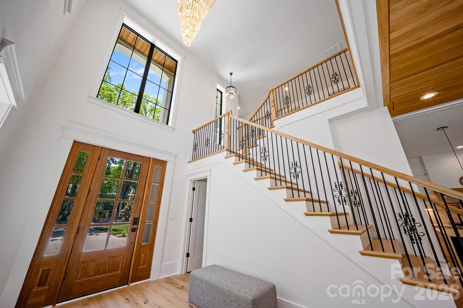 2541 Shenandoah Avenue — Charlotte