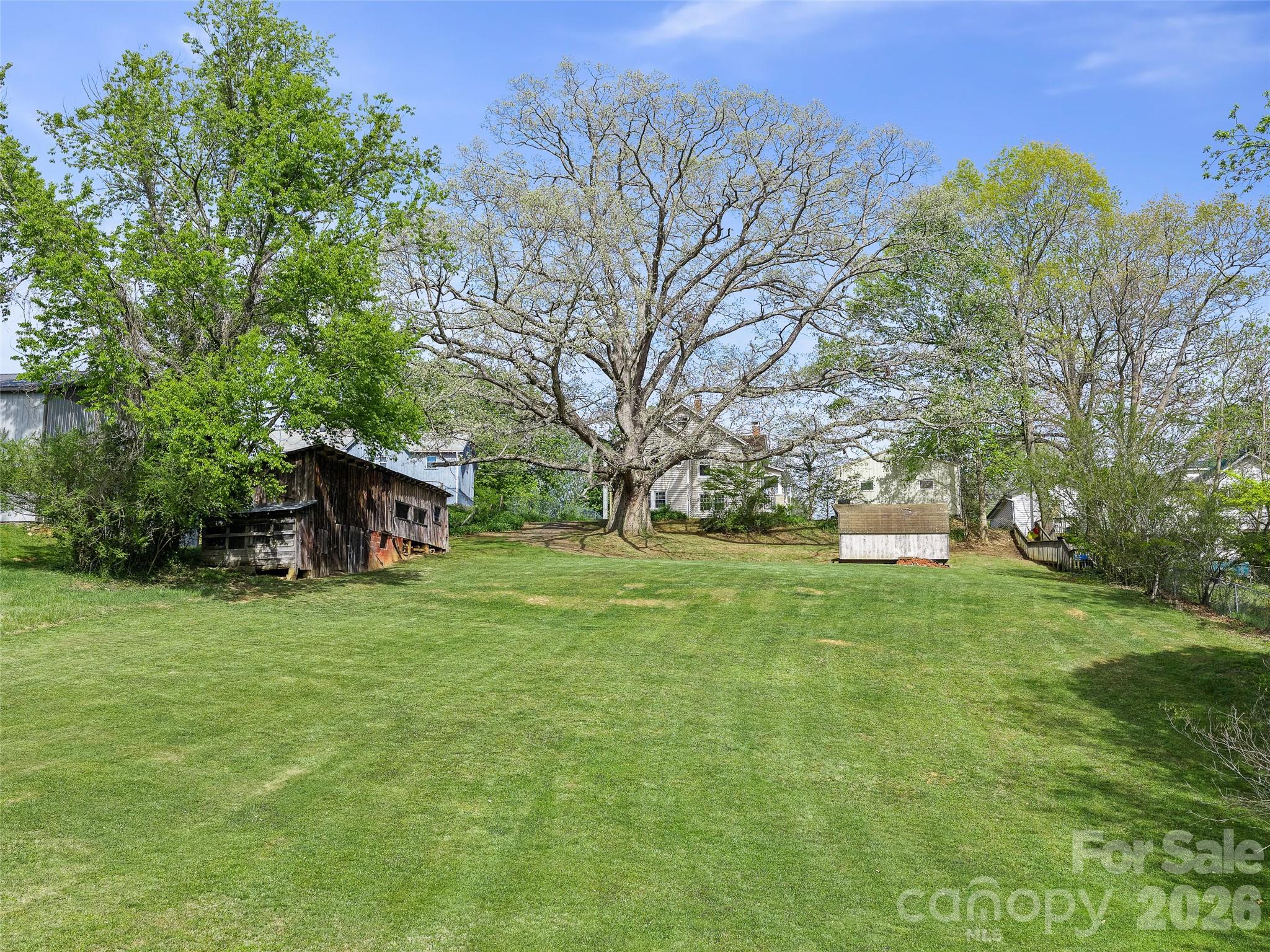 45 Summit Street — Burnsville