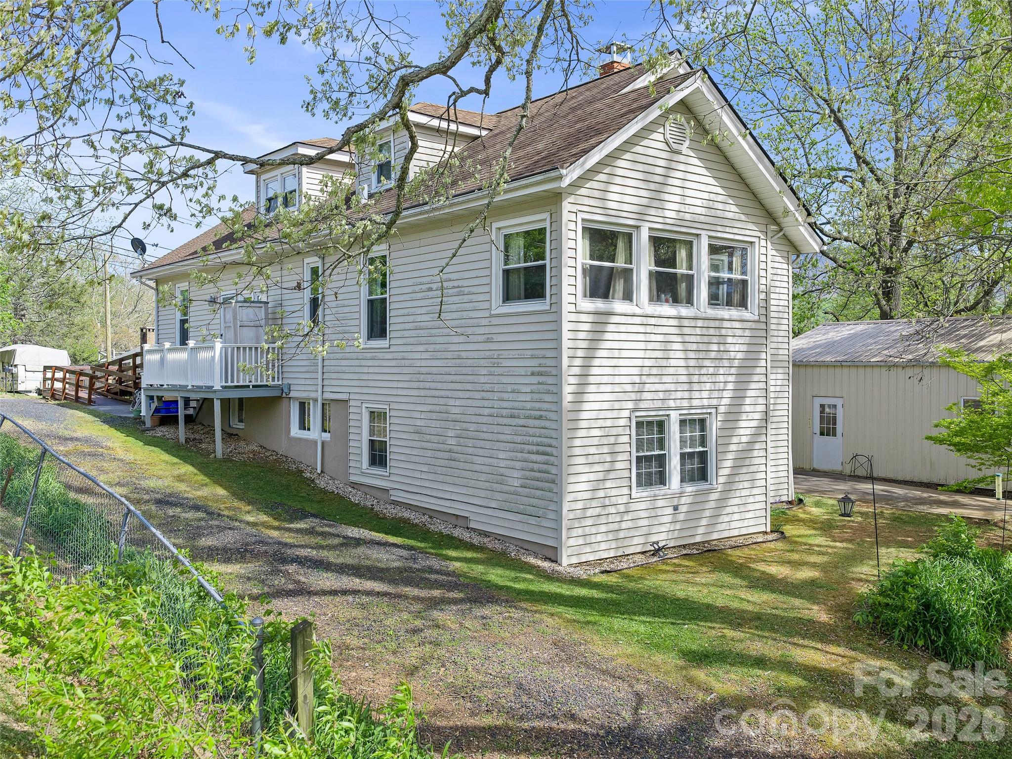 45 Summit Street — Burnsville
