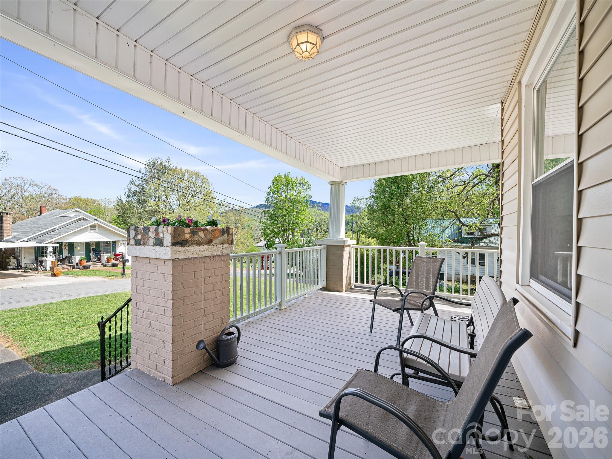 45 Summit Street — Burnsville