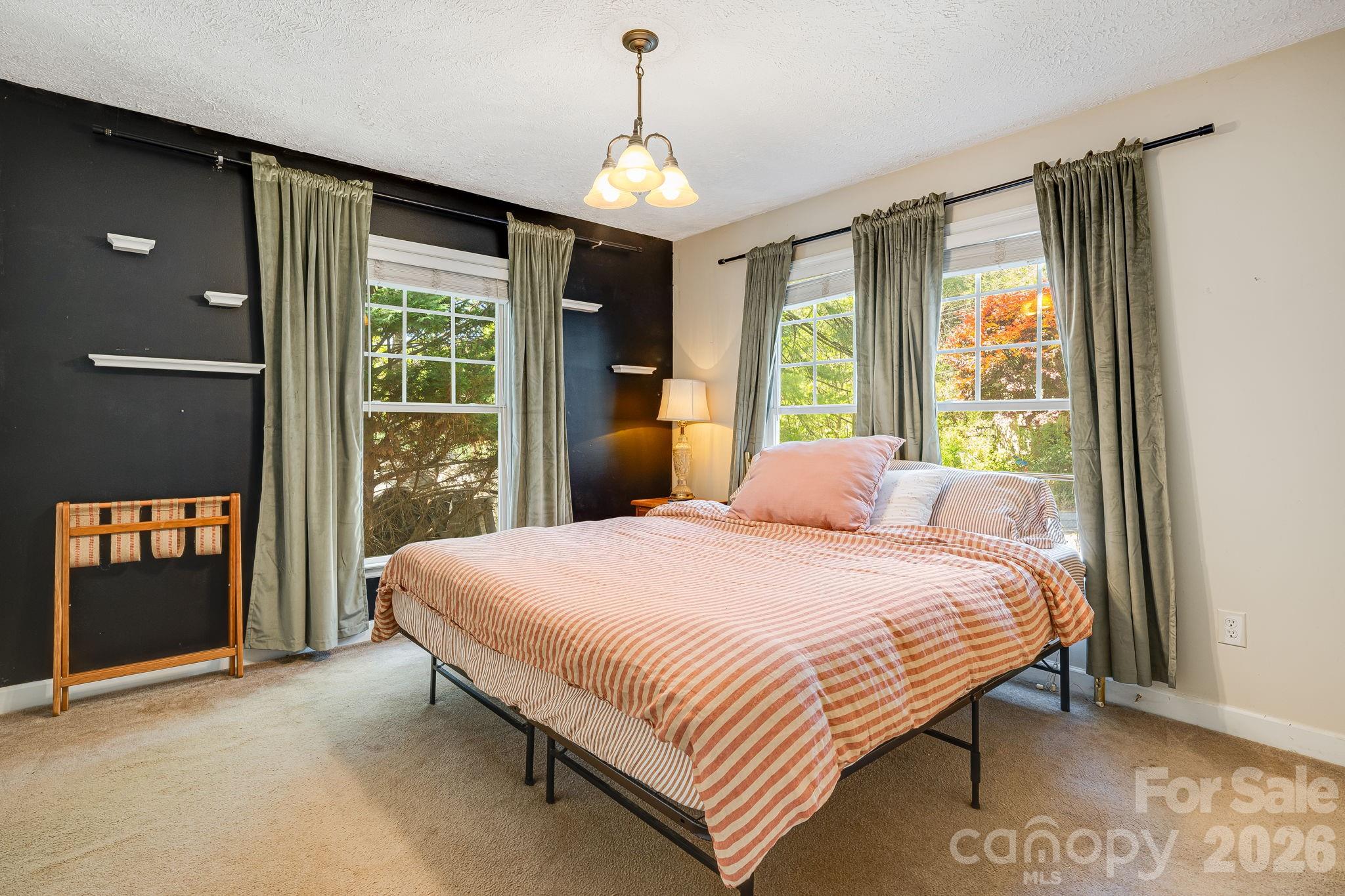 218 Appalachian Way — Asheville