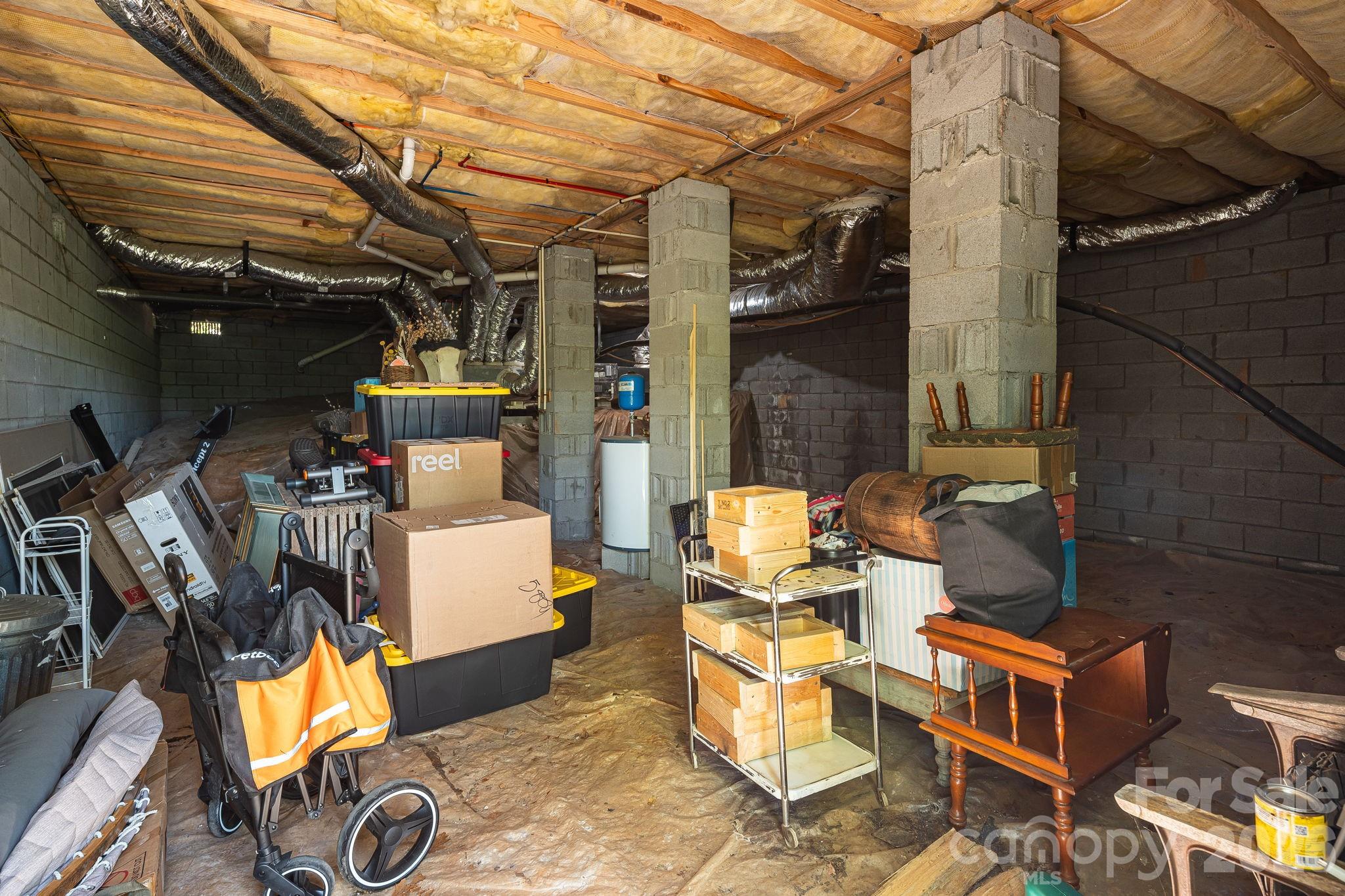 218 Appalachian Way — Asheville