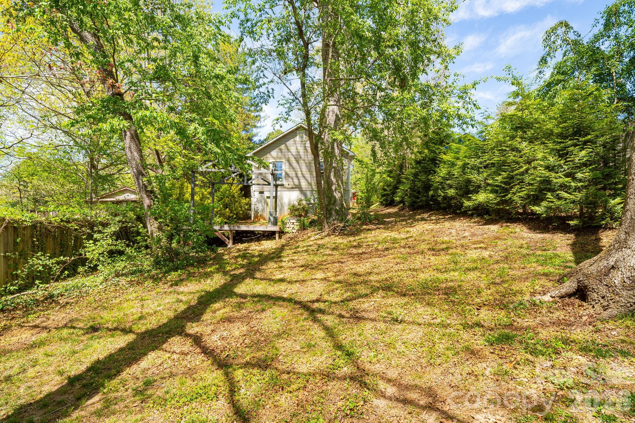 218 Appalachian Way — Asheville