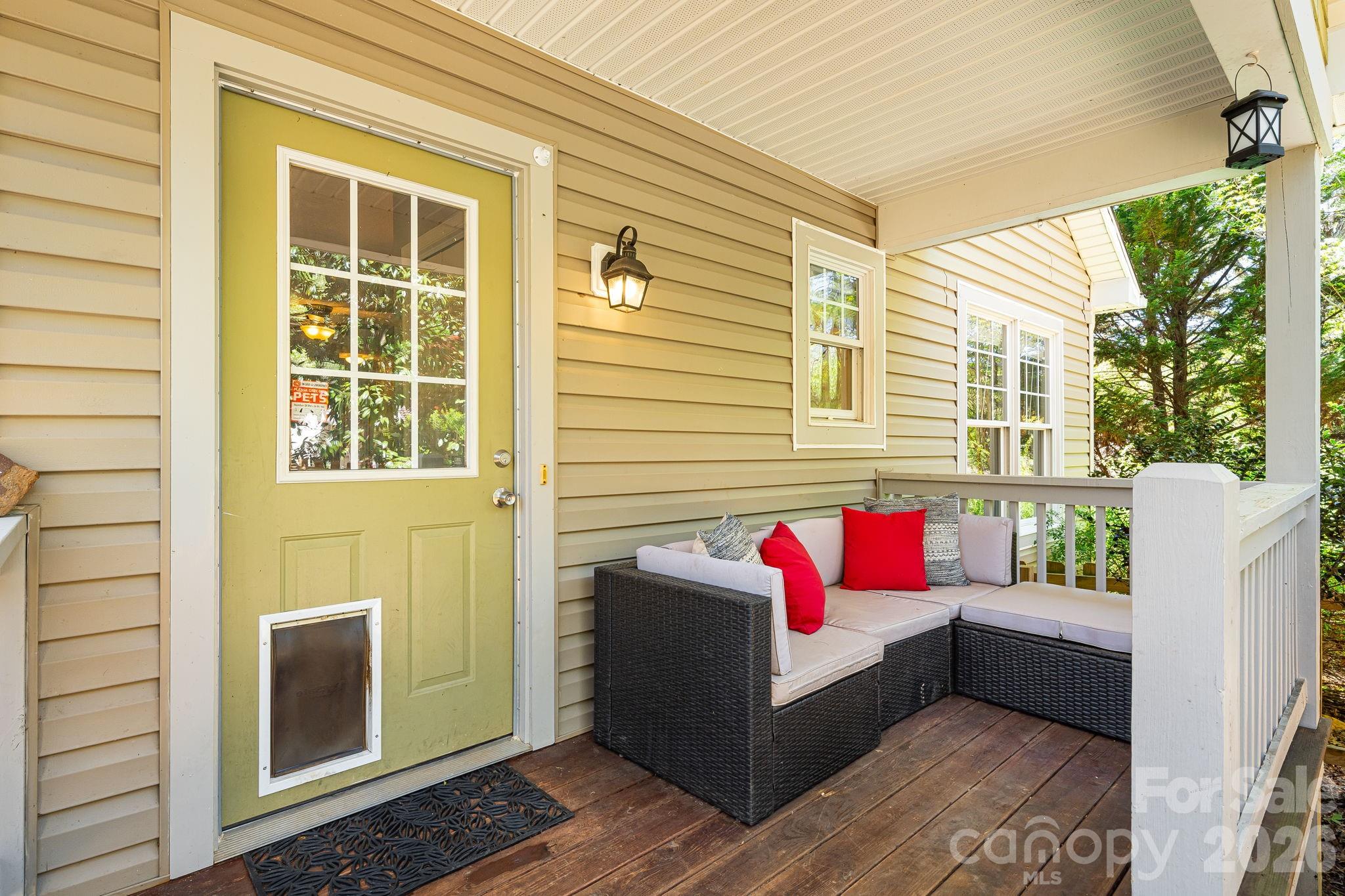218 Appalachian Way — Asheville