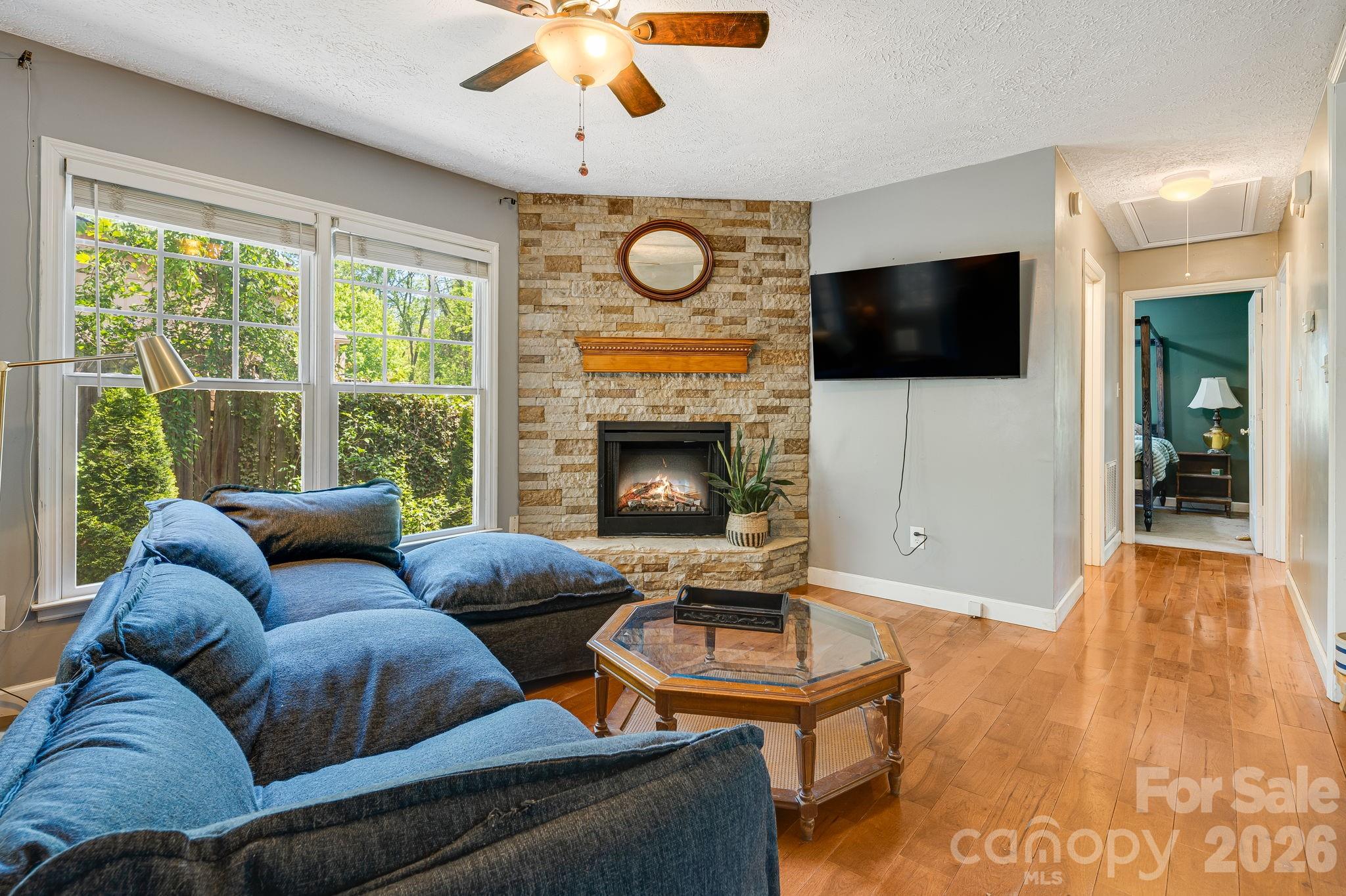 218 Appalachian Way — Asheville