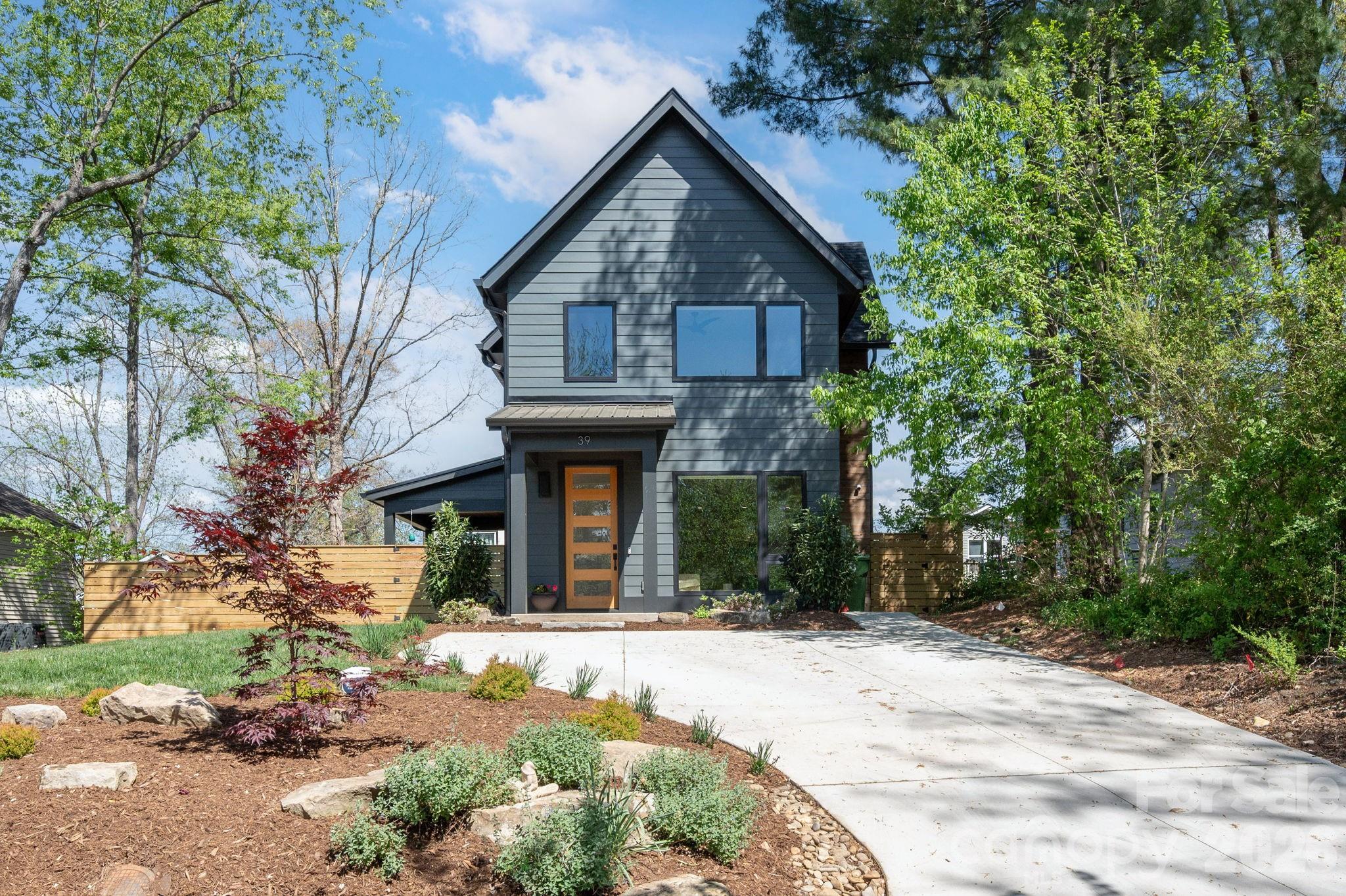 39 Boyd Avenue — Asheville
