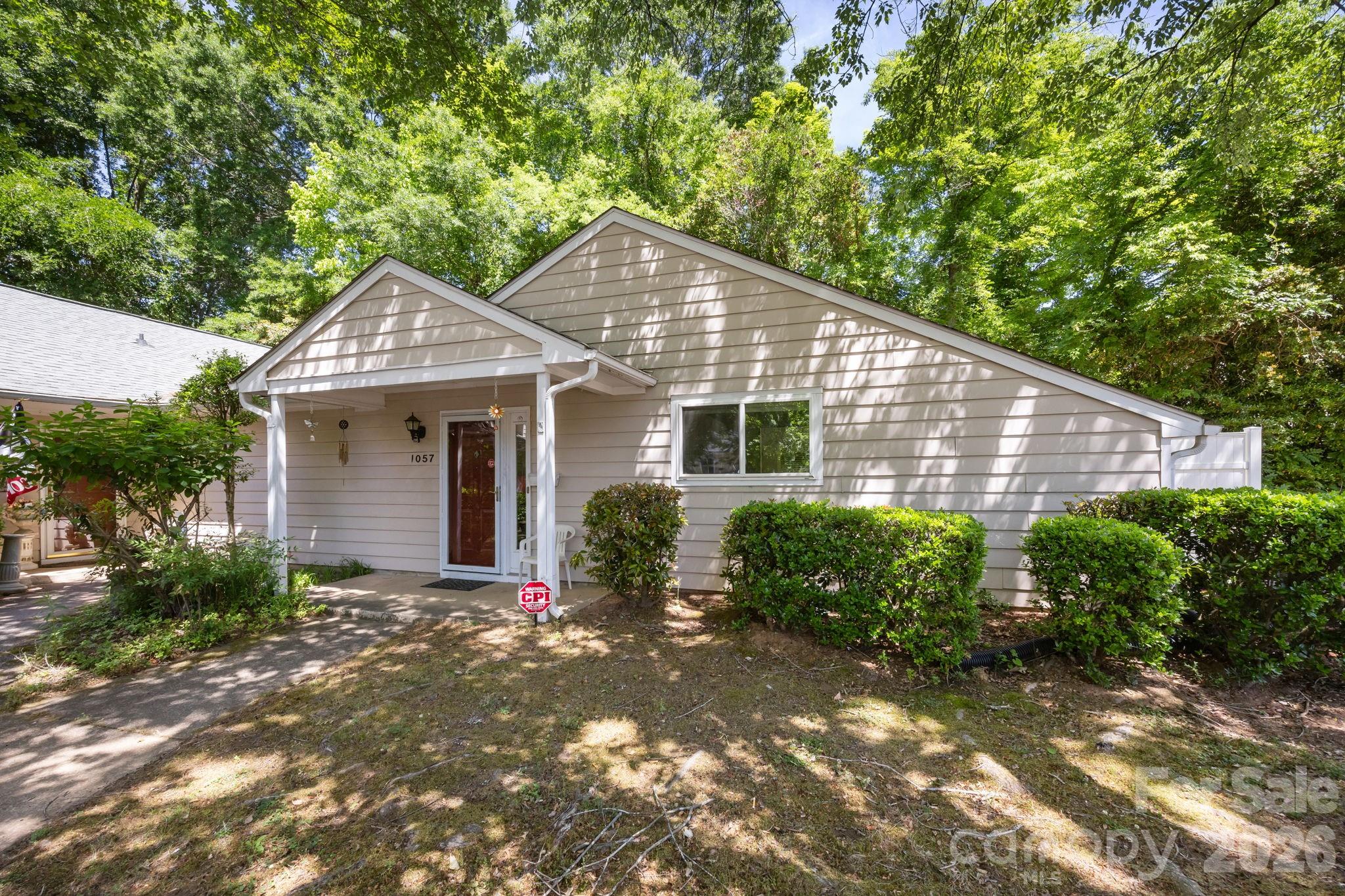 1057 Sardis Cove Drive — Charlotte