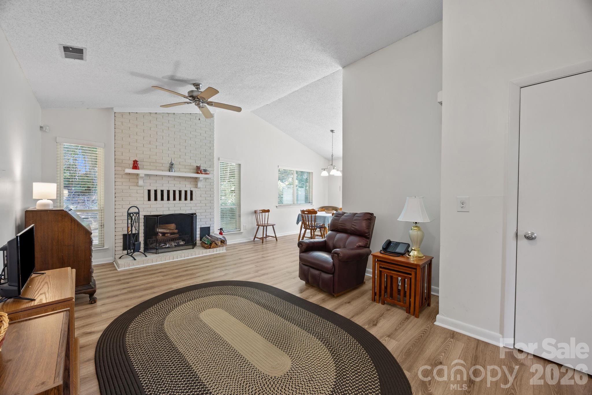 1057 Sardis Cove Drive — Charlotte