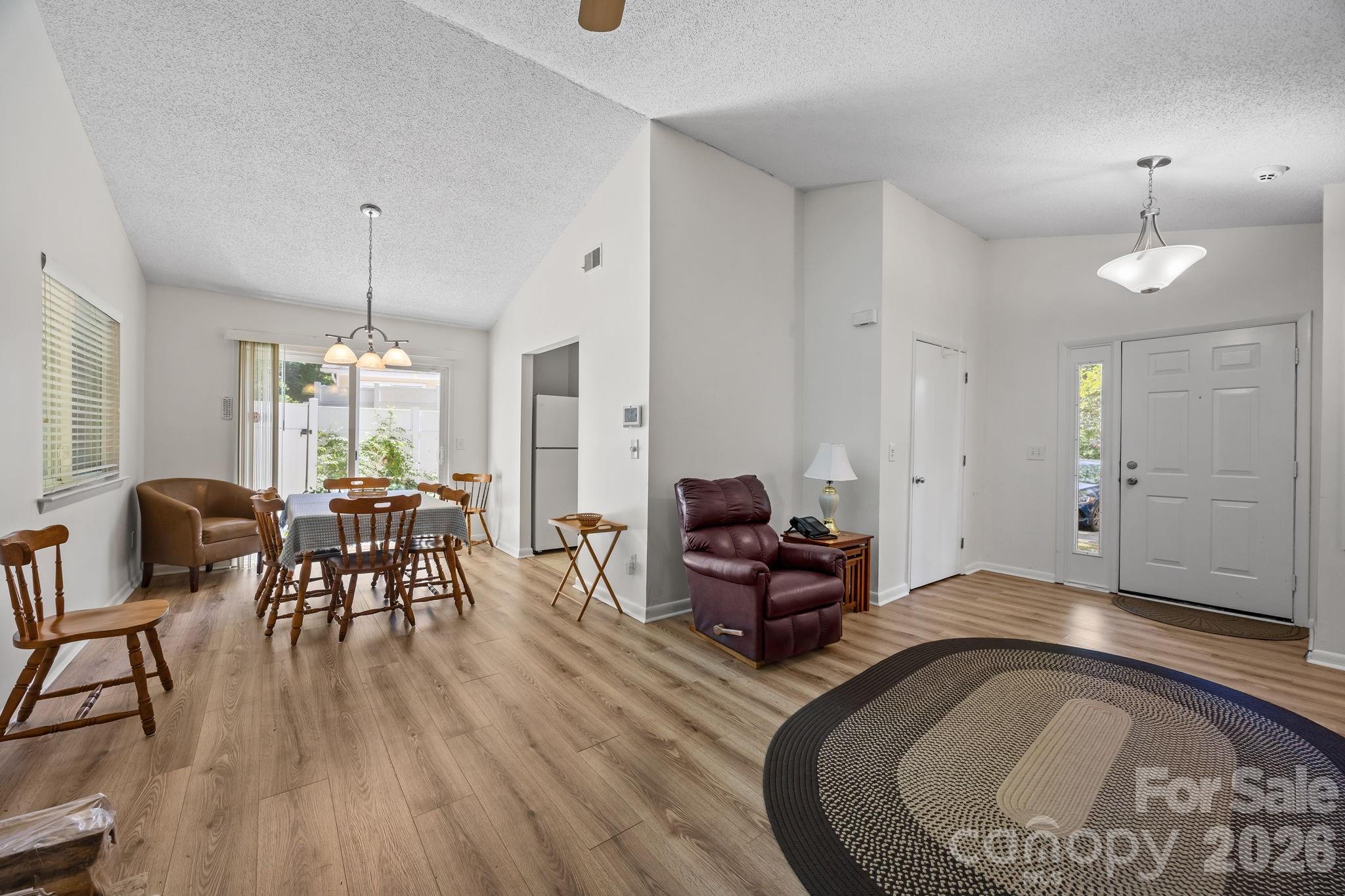 1057 Sardis Cove Drive — Charlotte
