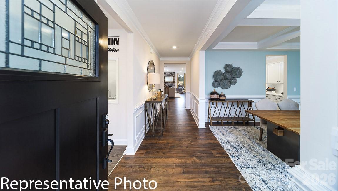 108 Rhuidean Court — Troutman