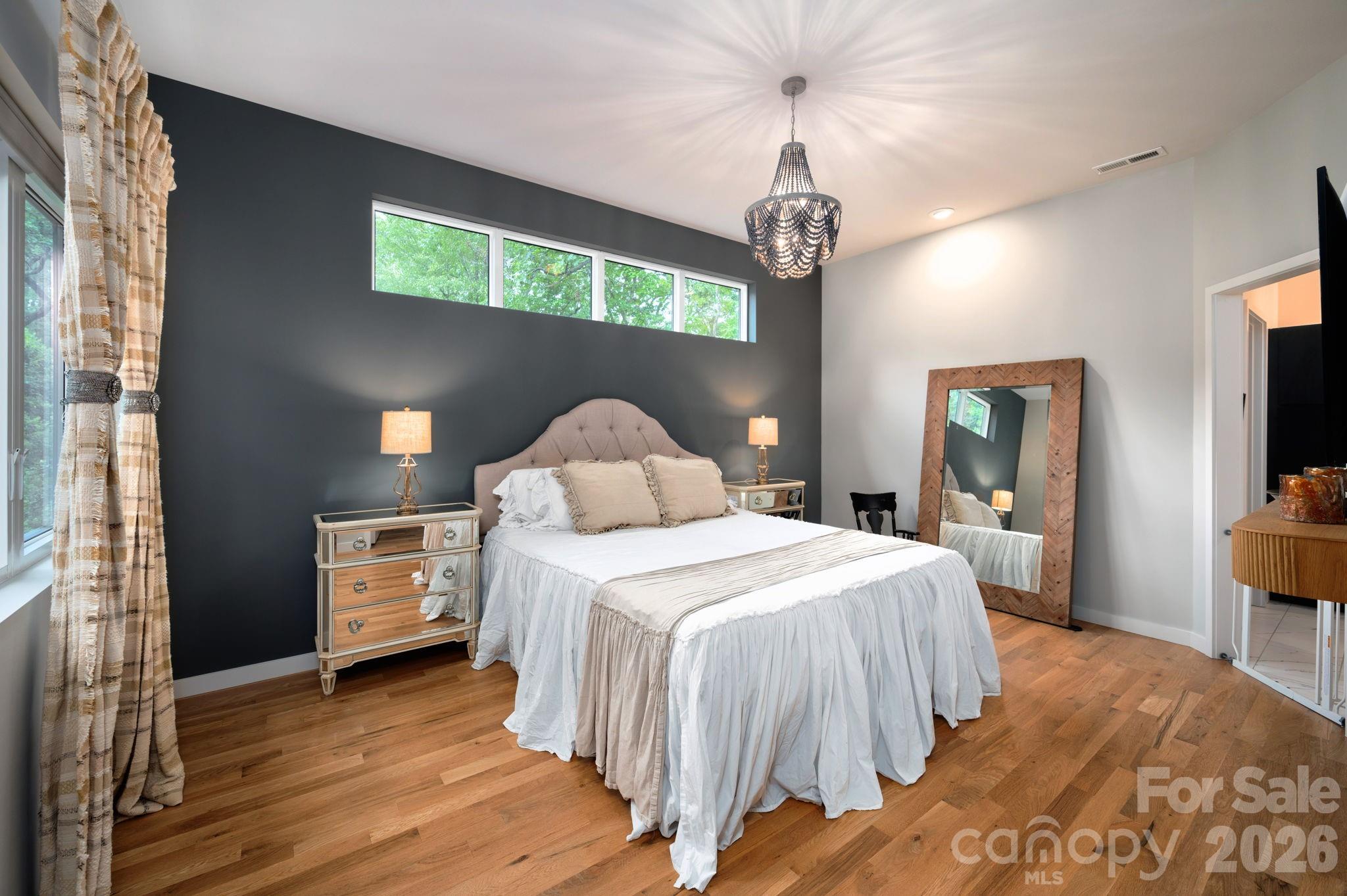 559 Shining Rock Path — Horse Shoe