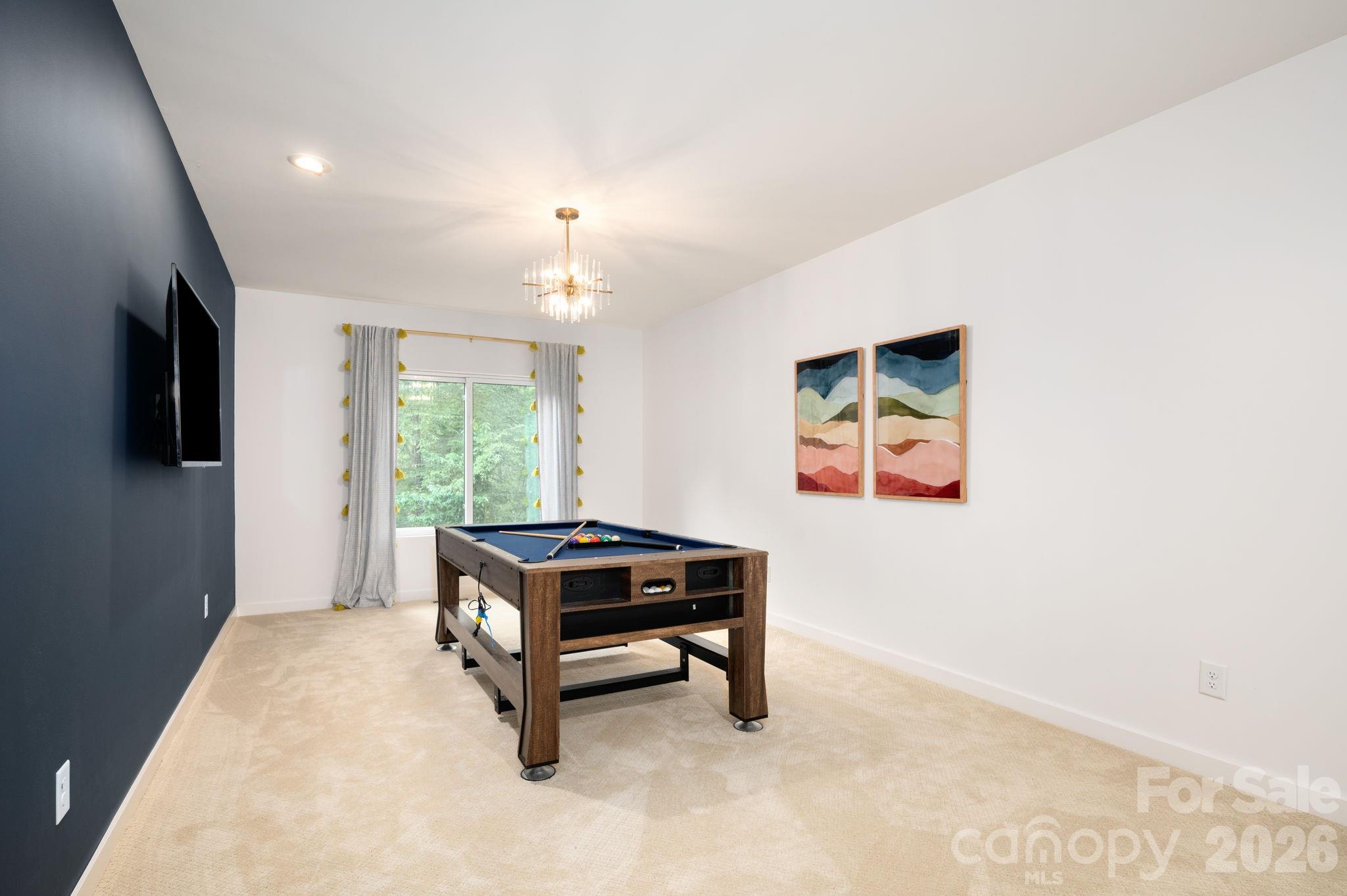 559 Shining Rock Path — Horse Shoe
