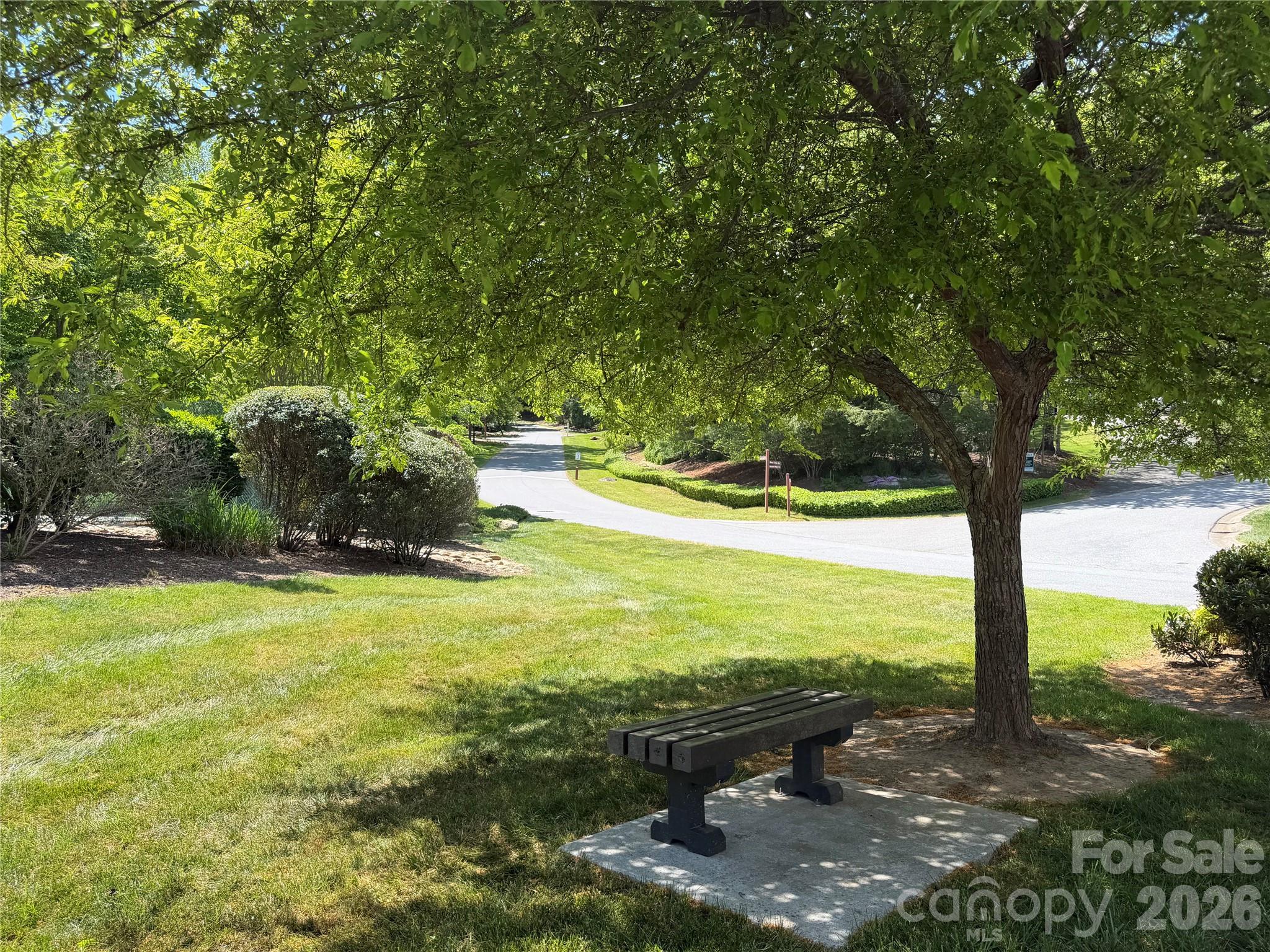 8 Creekside Lane — Asheville