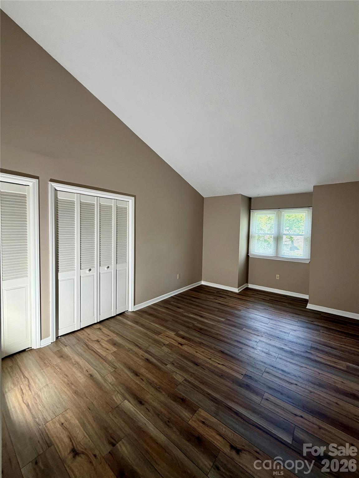 8 Creekside Lane — Asheville