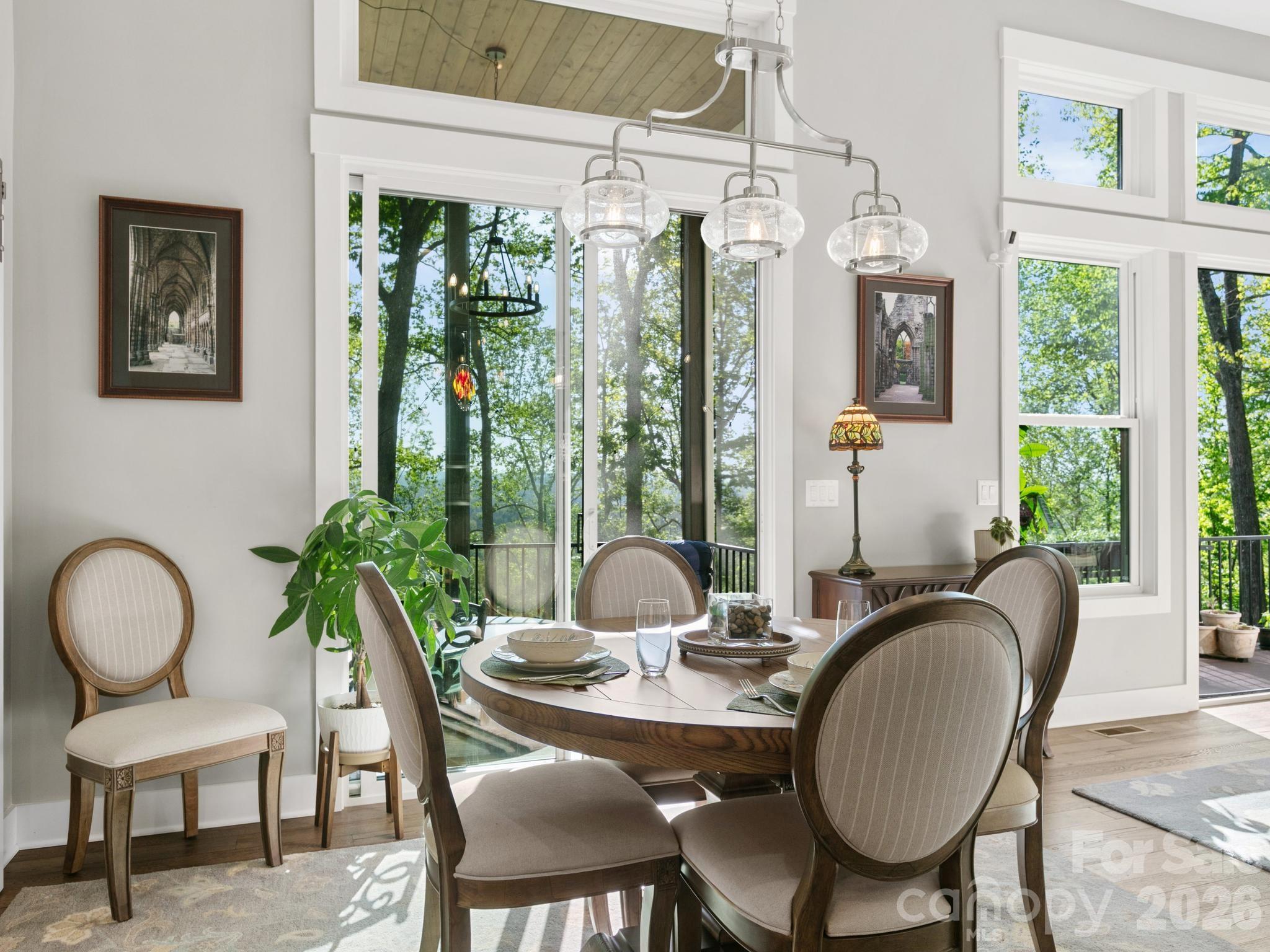 199 Garnet Way — Hendersonville