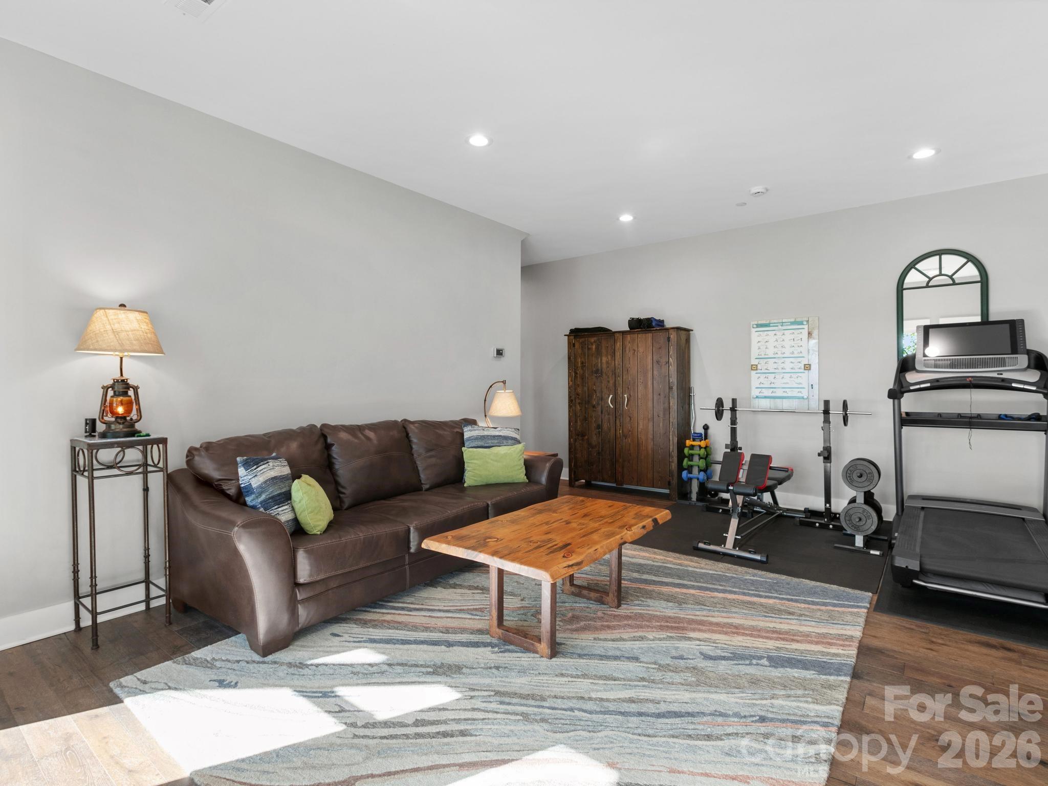 199 Garnet Way — Hendersonville