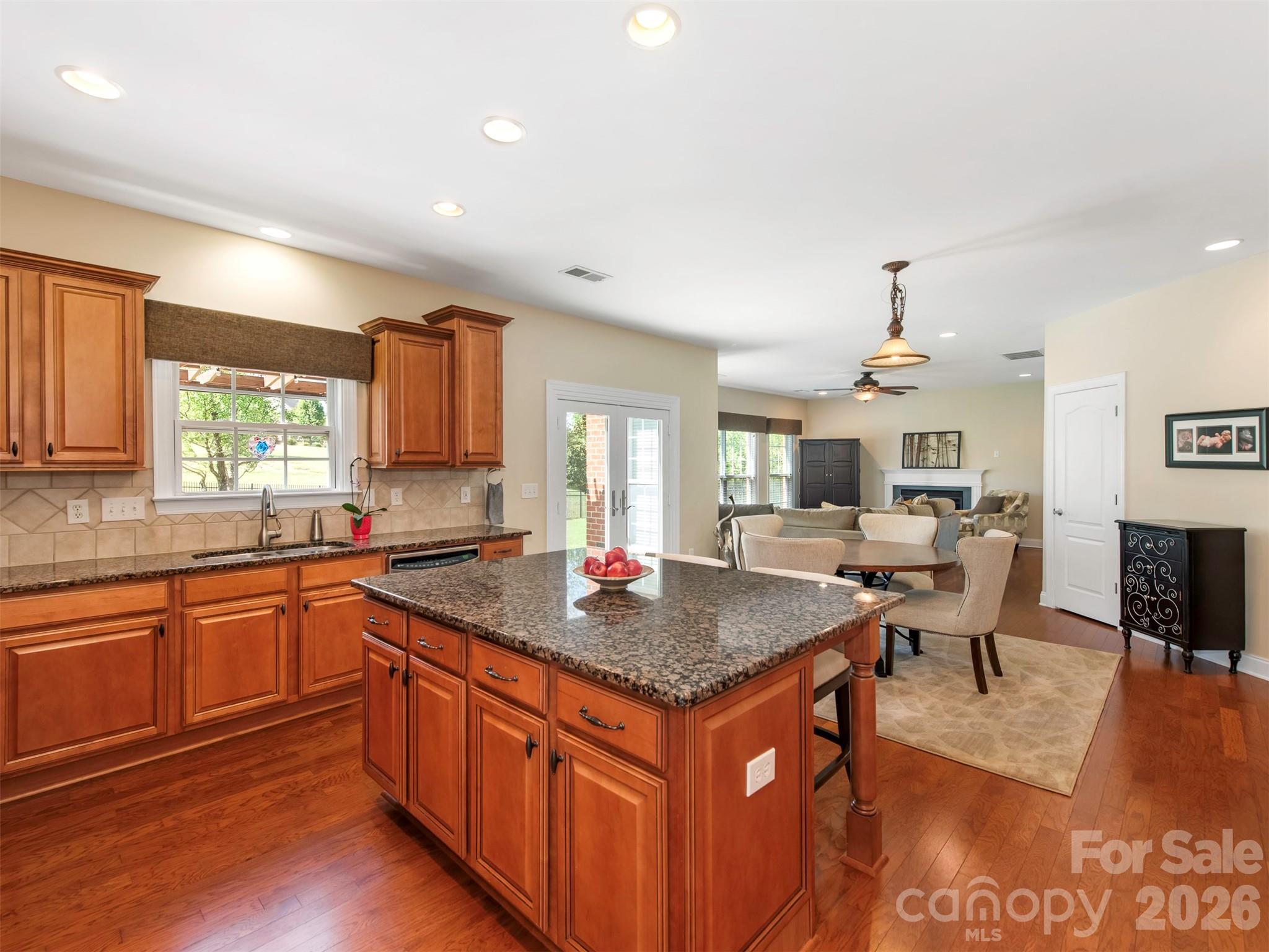 8638 Savannah Road — Harrisburg