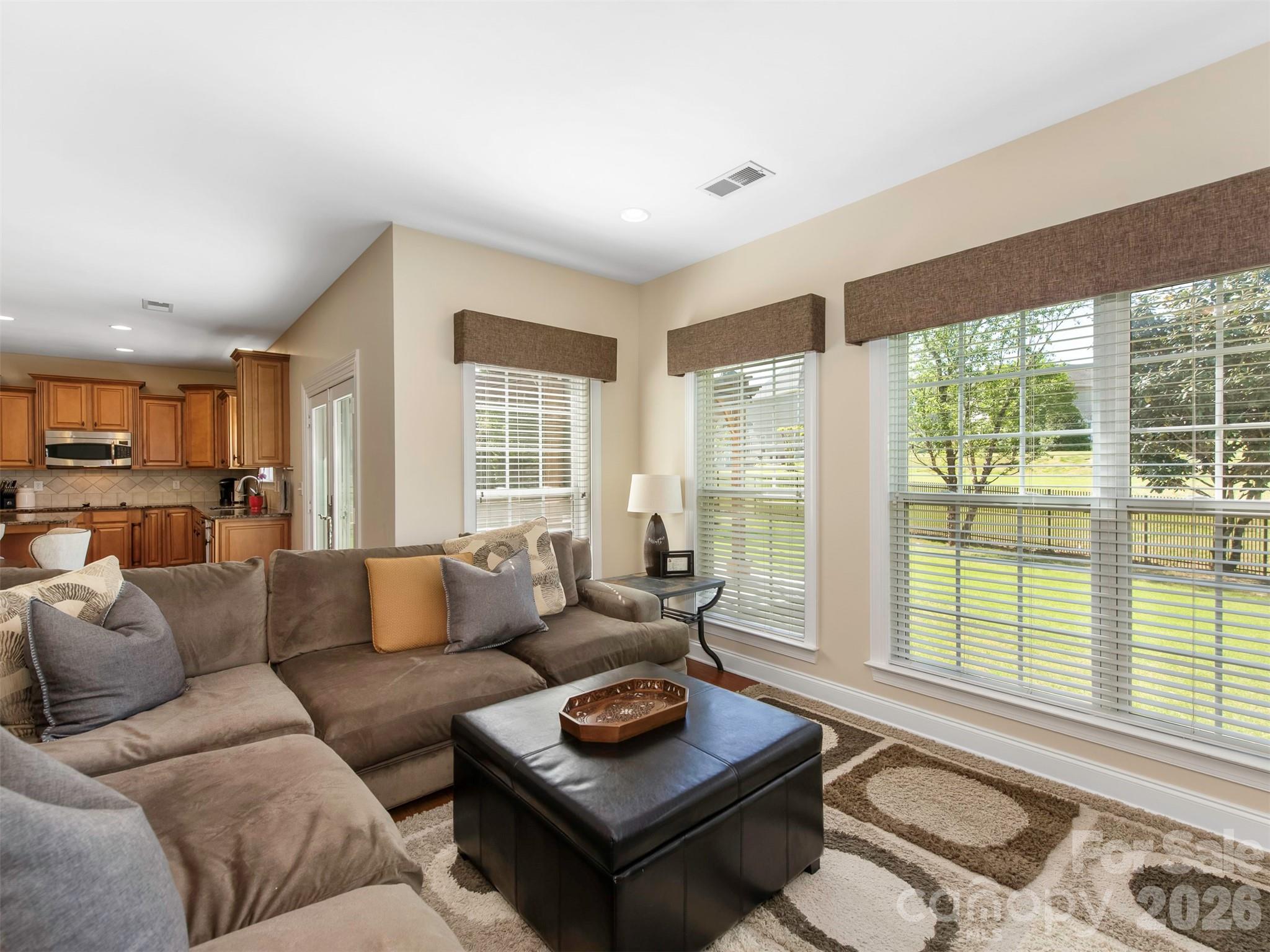 8638 Savannah Road — Harrisburg