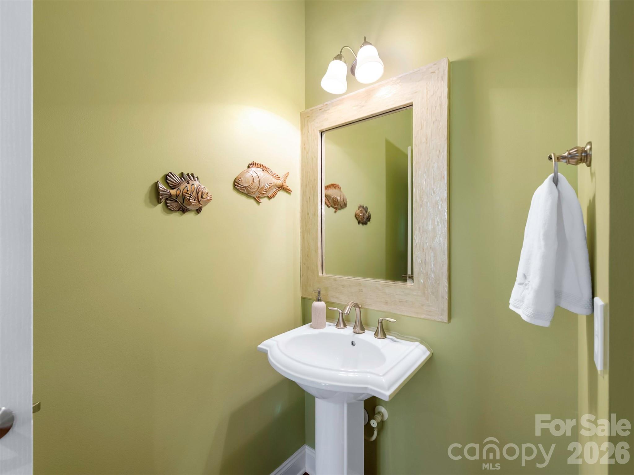 8638 Savannah Road — Harrisburg