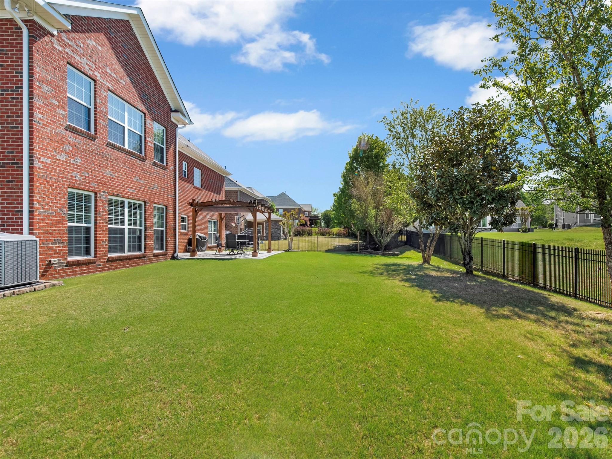 8638 Savannah Road — Harrisburg