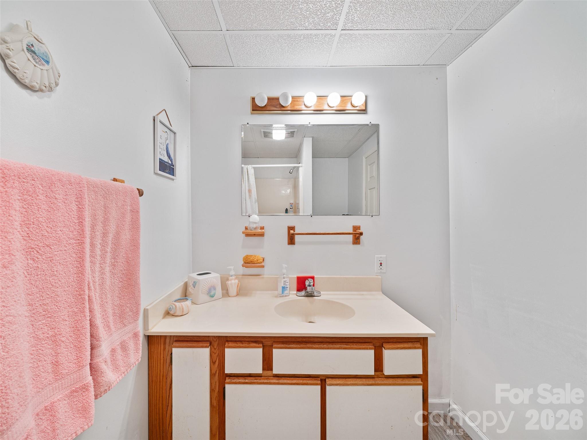 129 Kantagree Drive — Bakersville