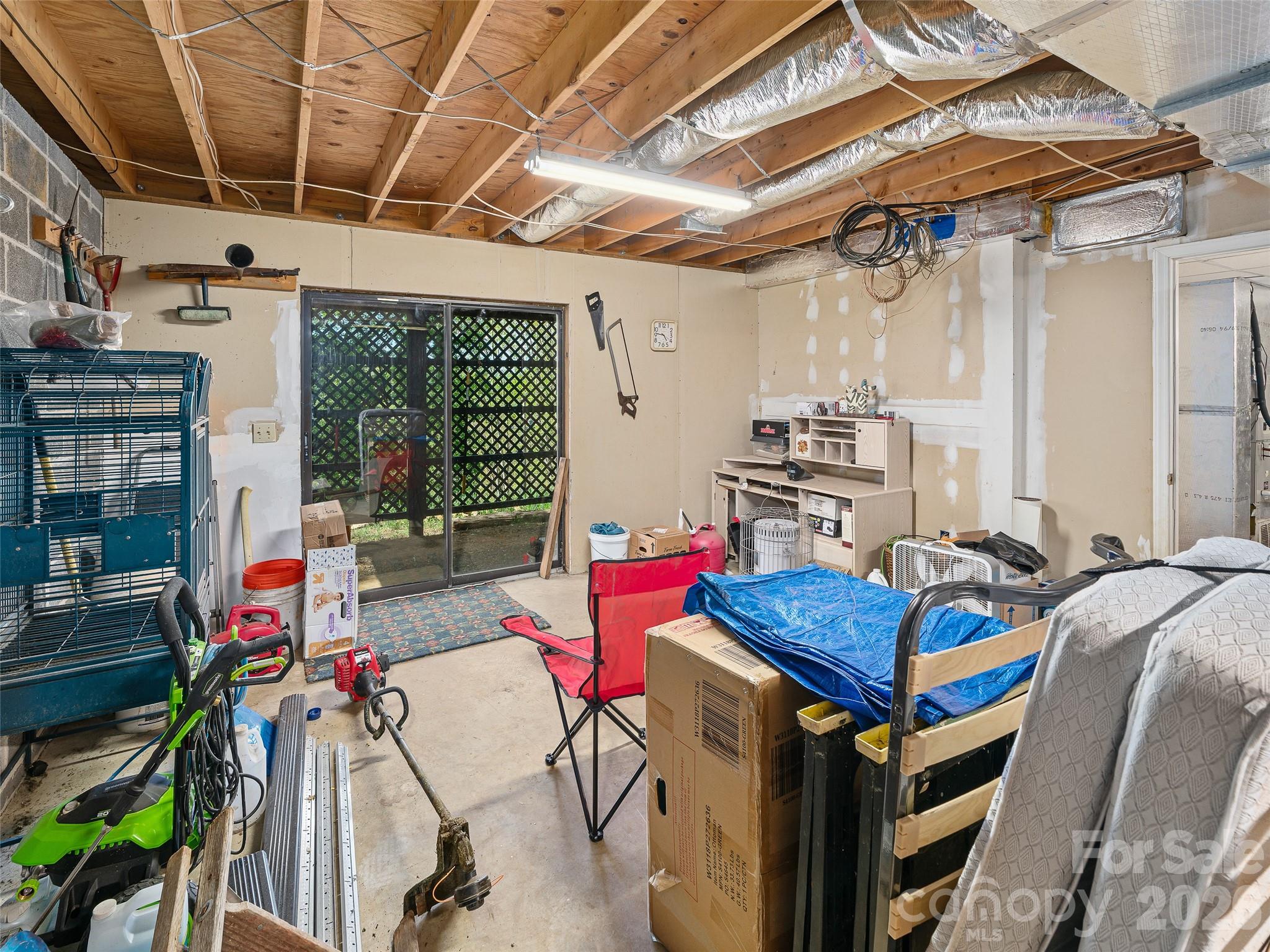 129 Kantagree Drive — Bakersville