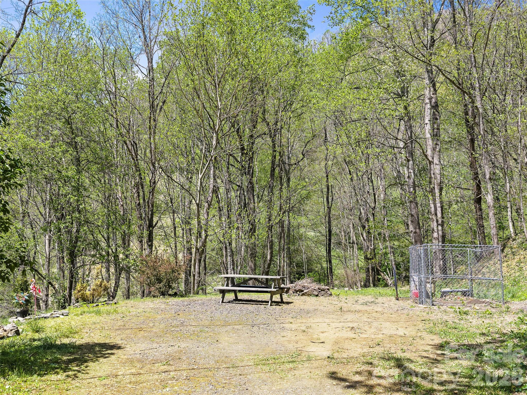 129 Kantagree Drive — Bakersville