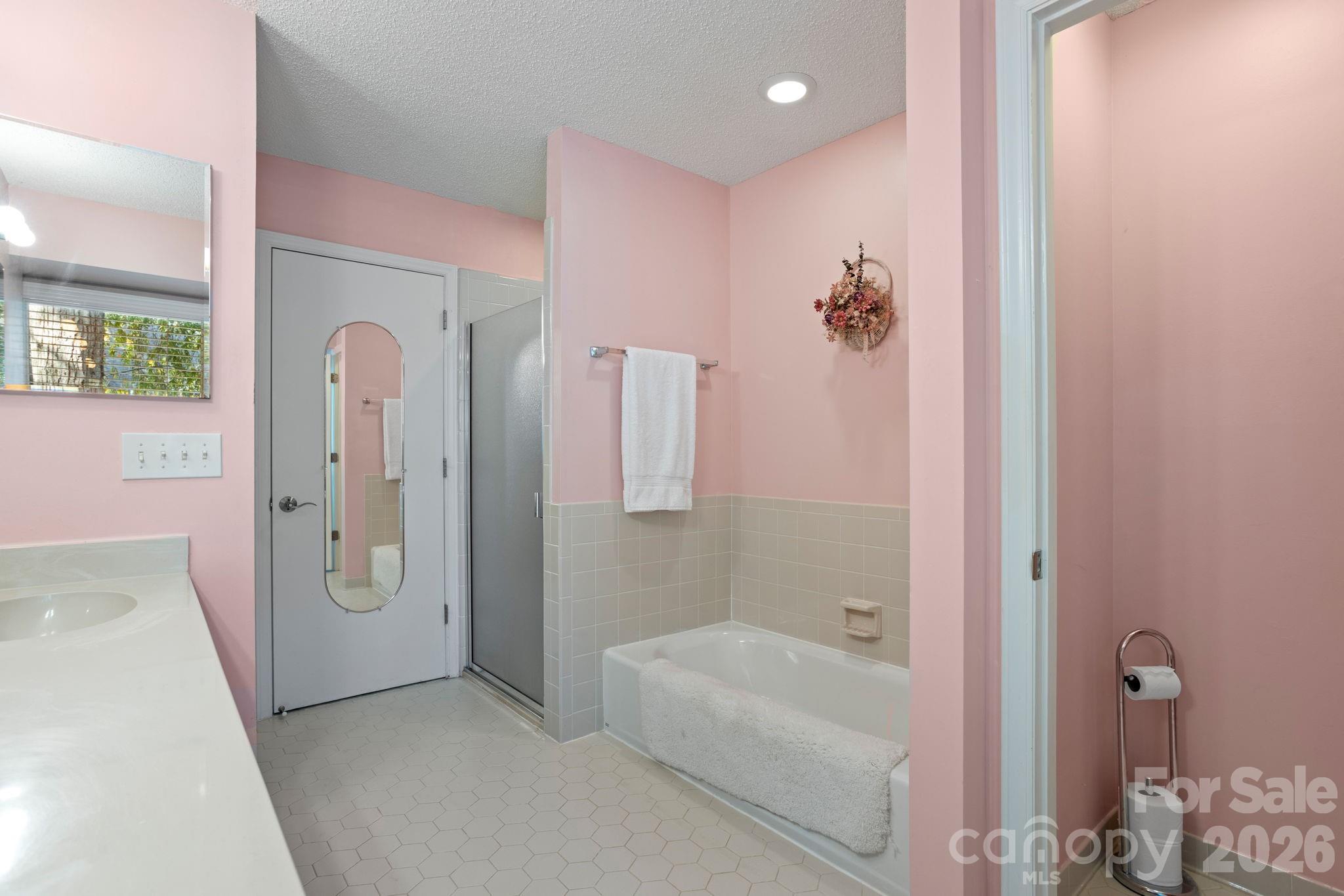 128 Forest View Drive — Flat Rock
