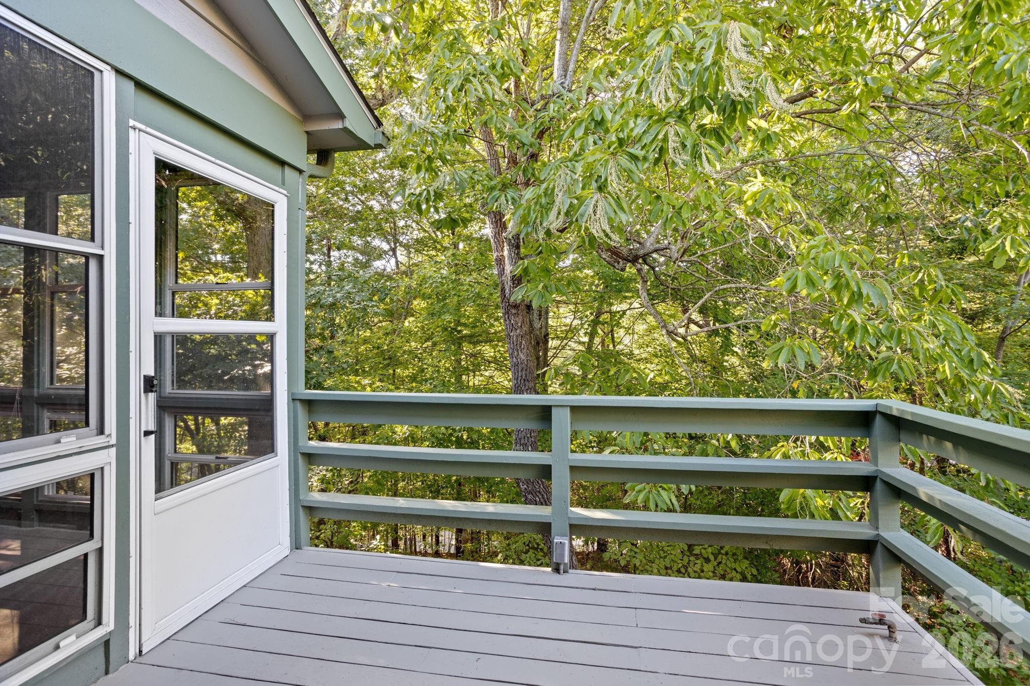 128 Forest View Drive — Flat Rock