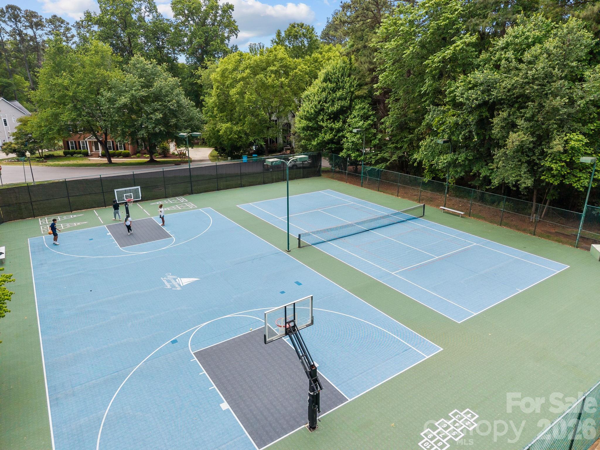 137 Paseo Drive — Mooresville