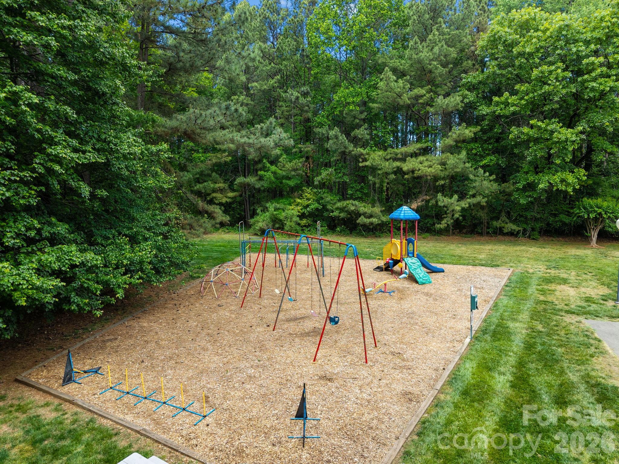 137 Paseo Drive — Mooresville