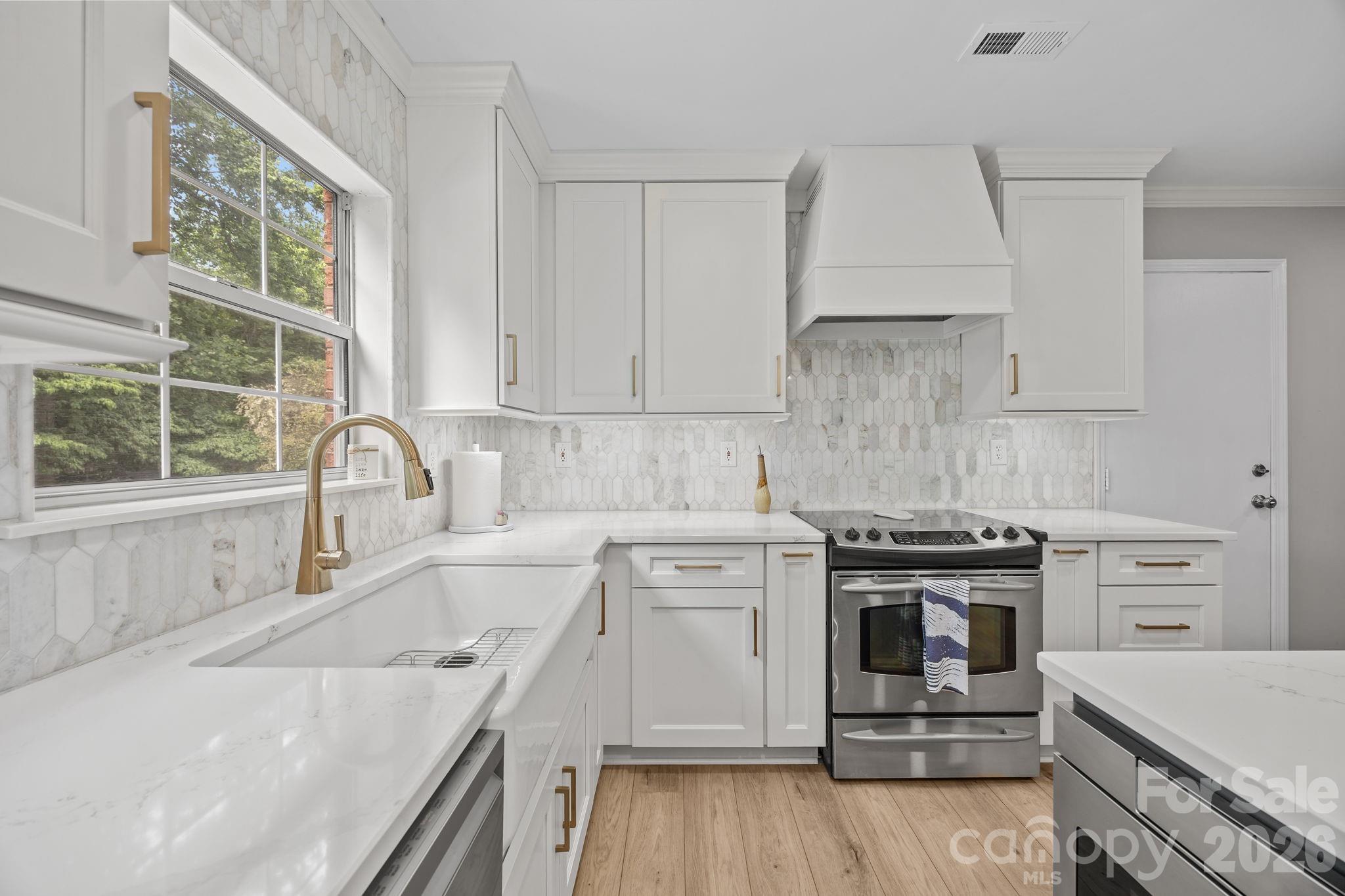 137 Paseo Drive — Mooresville