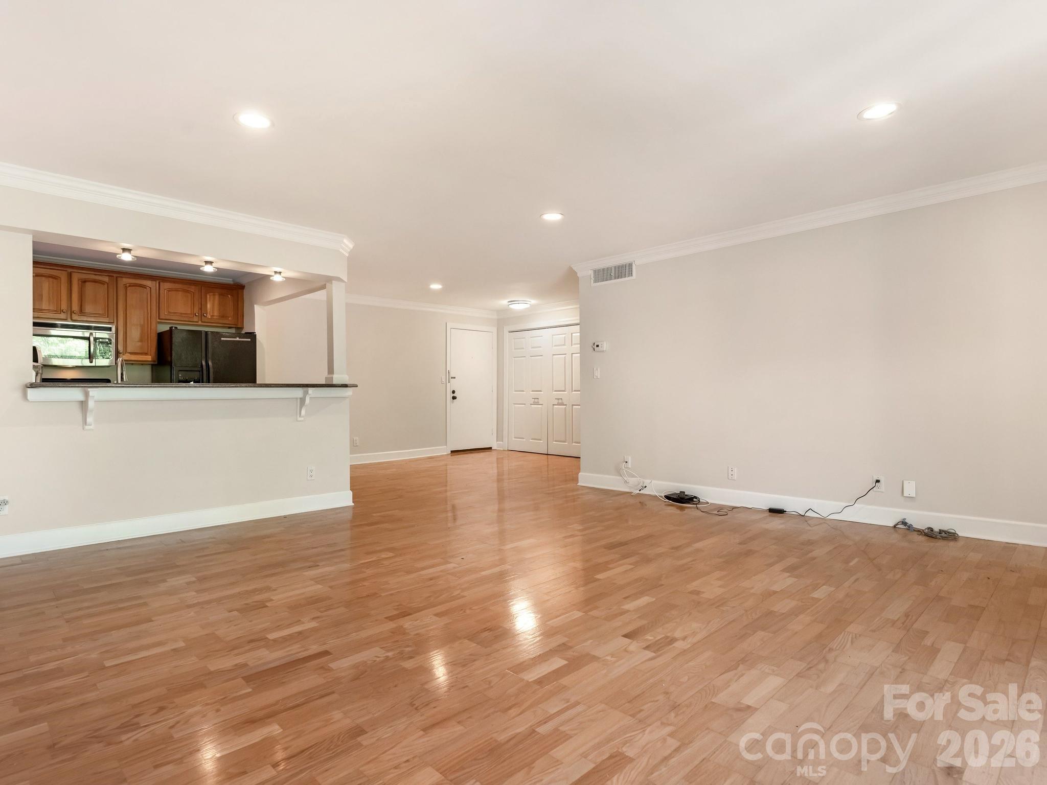 1323 Queens Road #309 — Charlotte