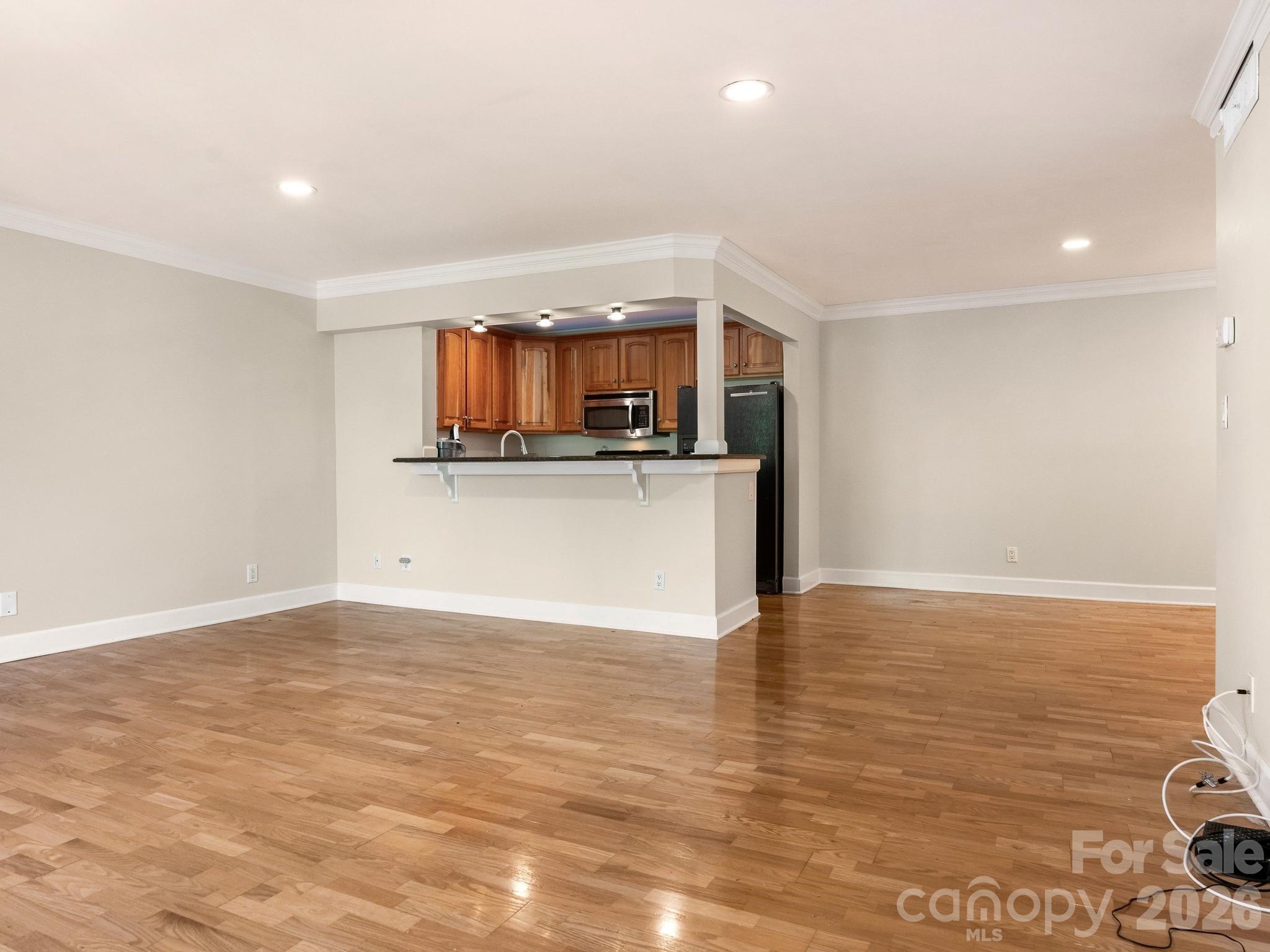 1323 Queens Road #309 — Charlotte