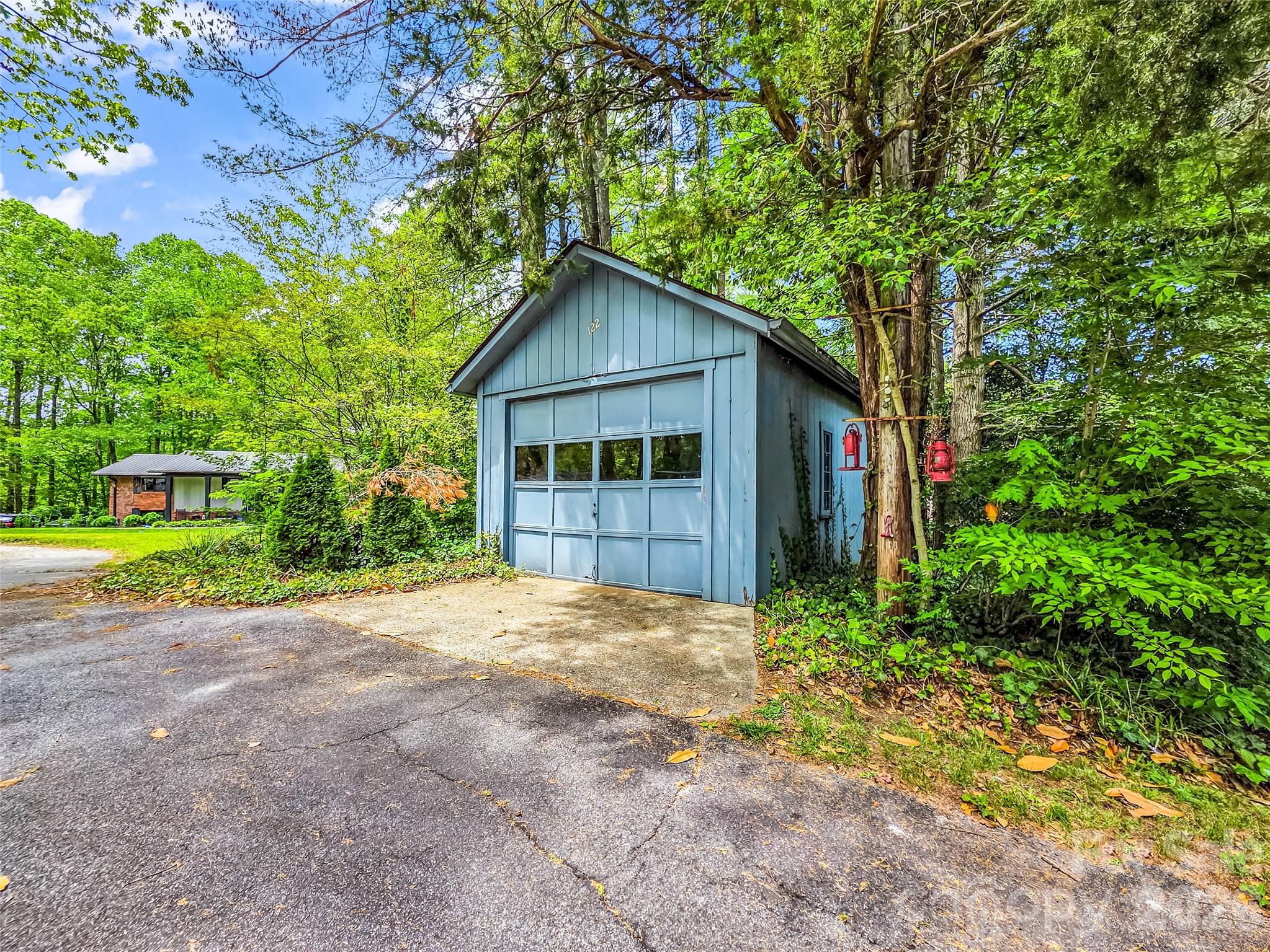 122 W Sweetbriar Lane — Etowah