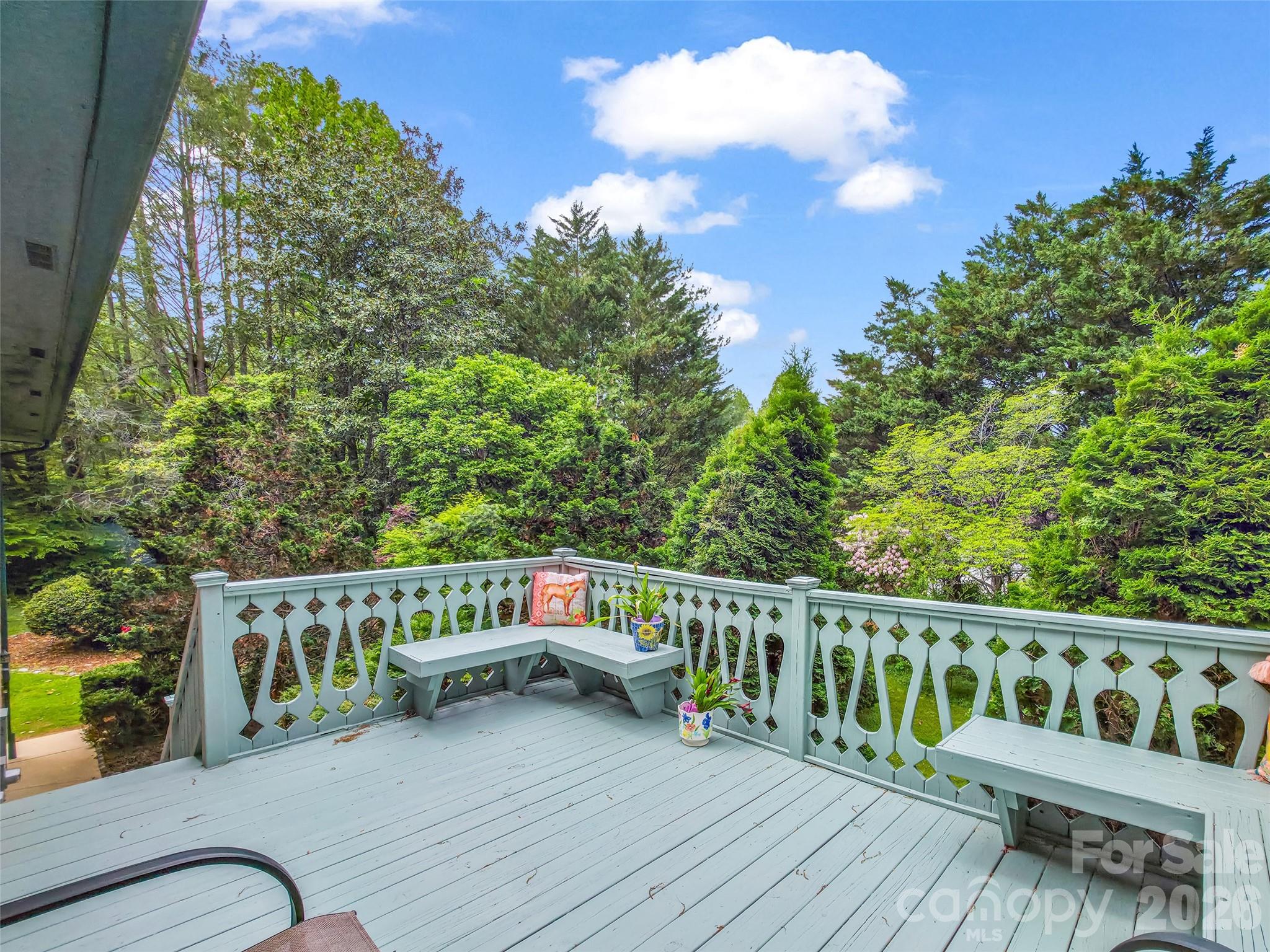 122 W Sweetbriar Lane — Etowah