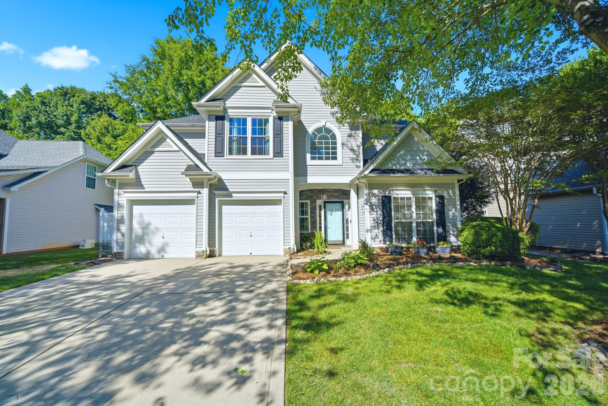 16214 Grafham Circle — Huntersville