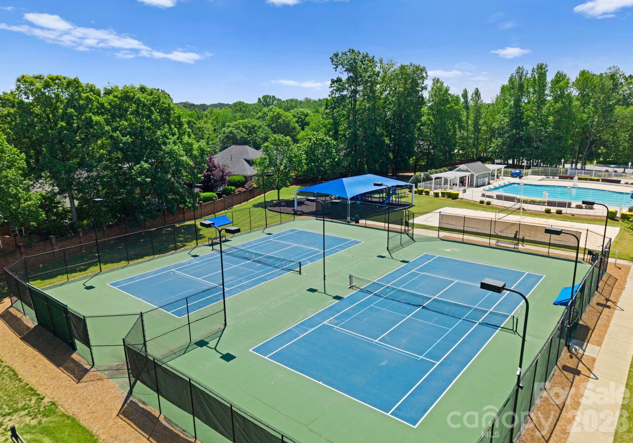 16214 Grafham Circle — Huntersville