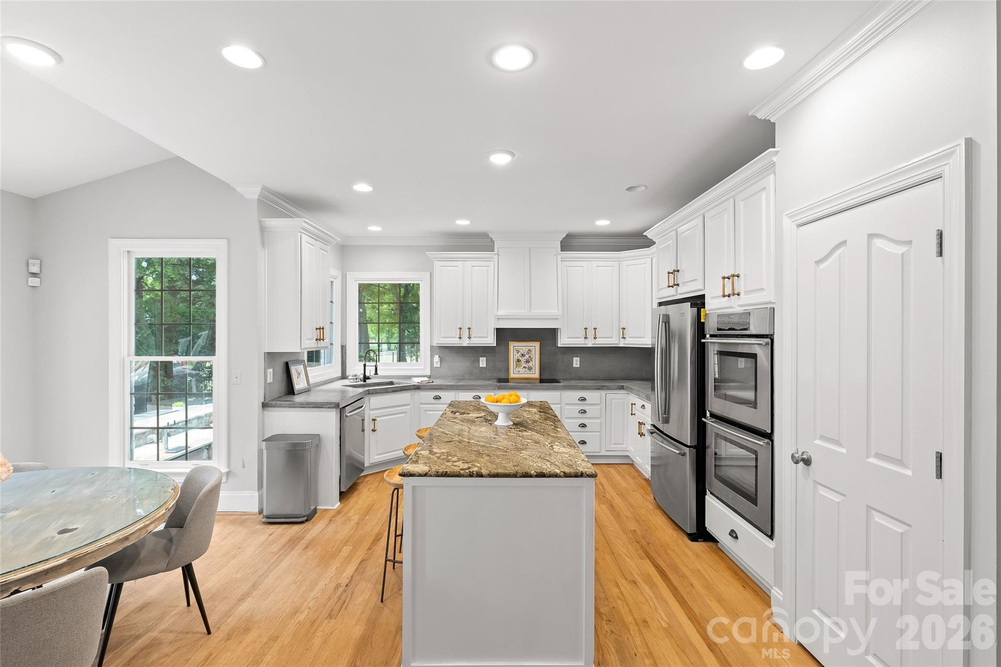 11920 Three Vistas Court — Charlotte
