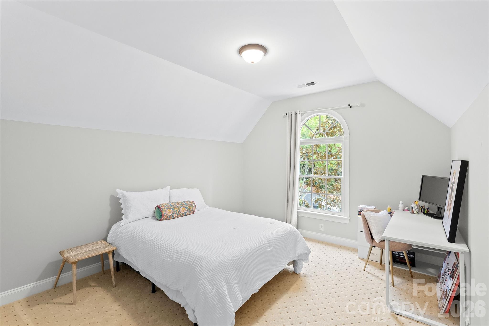 11920 Three Vistas Court — Charlotte